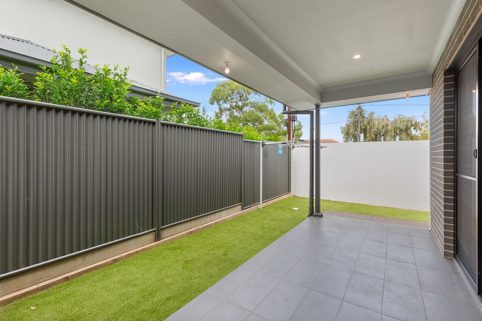 328 Brighton Road — photo 10 of 10