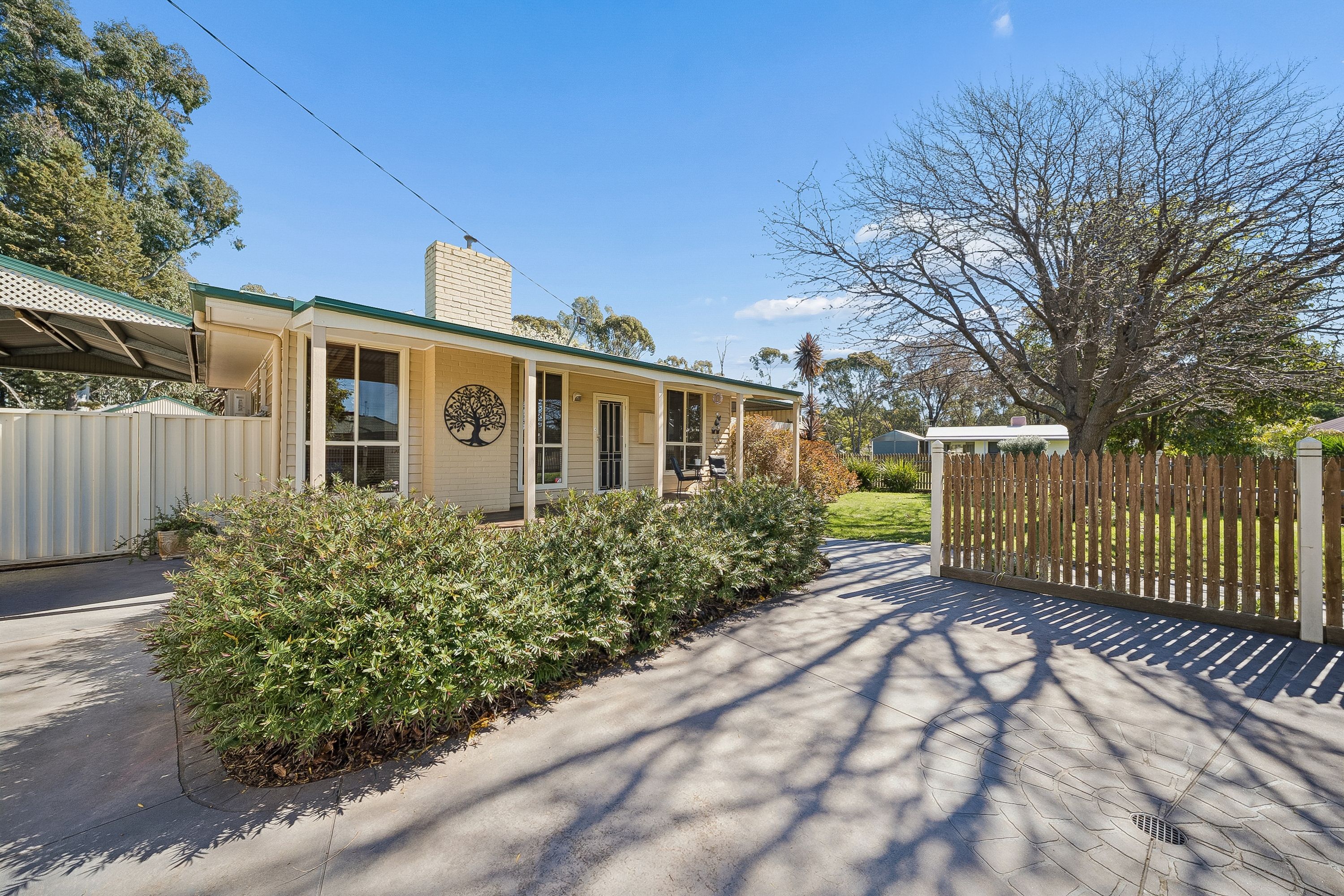 17 Mitchell Avenue, Tatura, VIC 3616