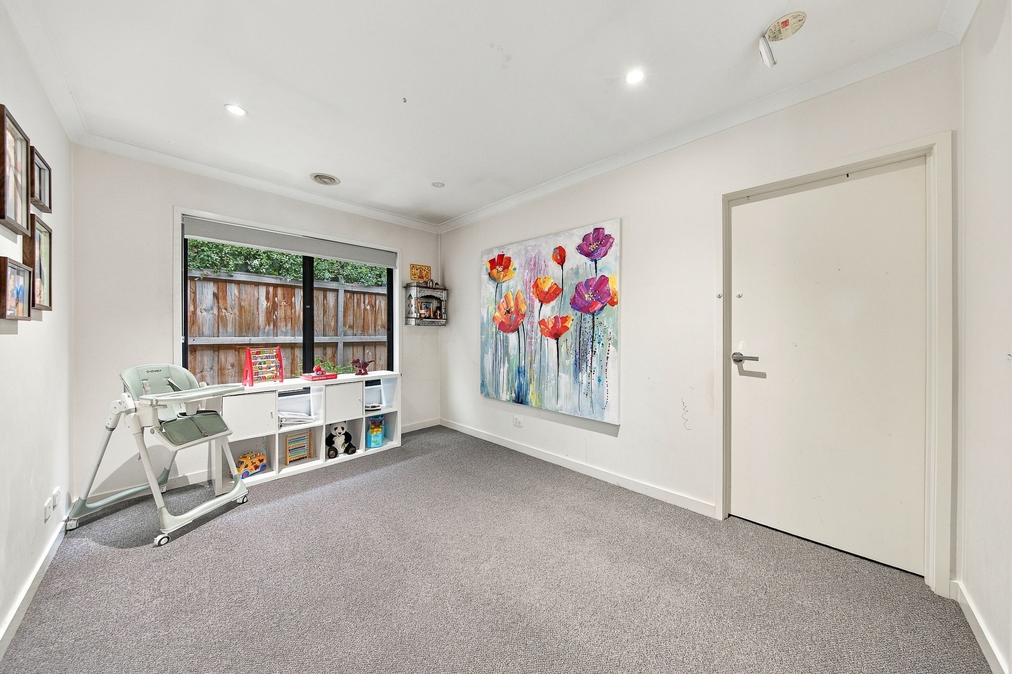 58 Graziers Crescent — photo 12 of 16