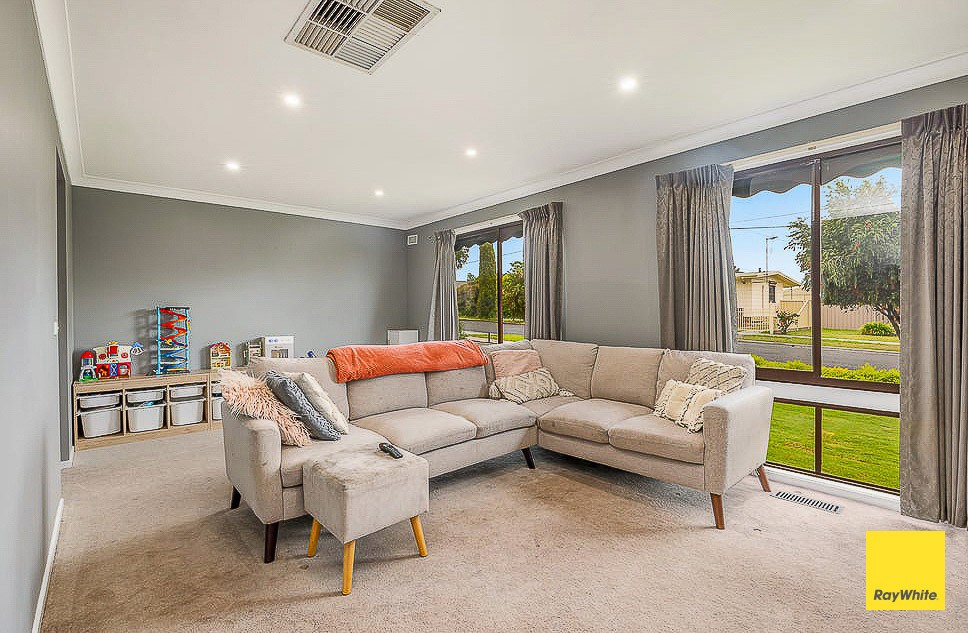 5 Hunter Avenue, California Gully, VIC 3556