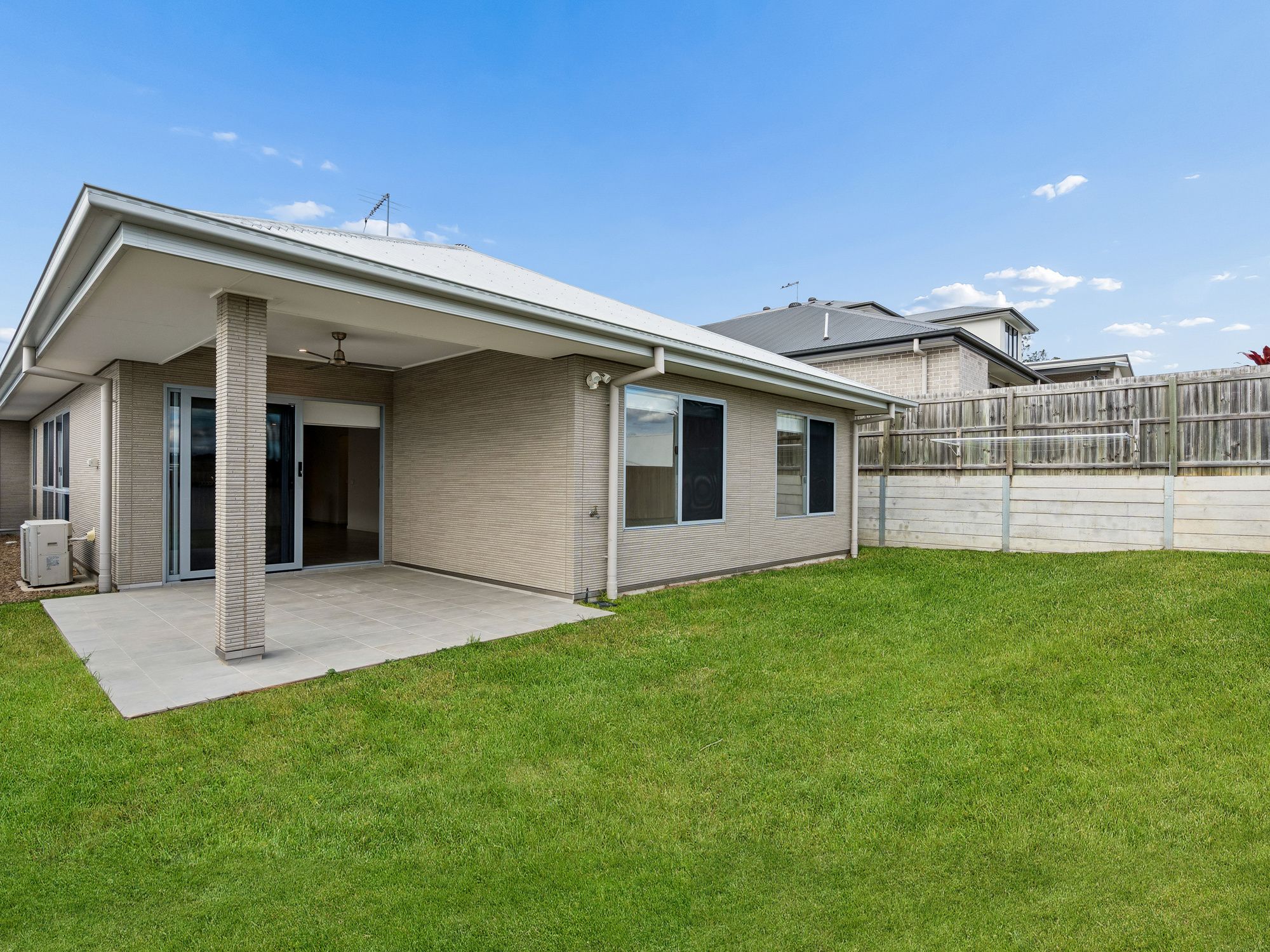 23 Bradfield Street — photo 13 of 17