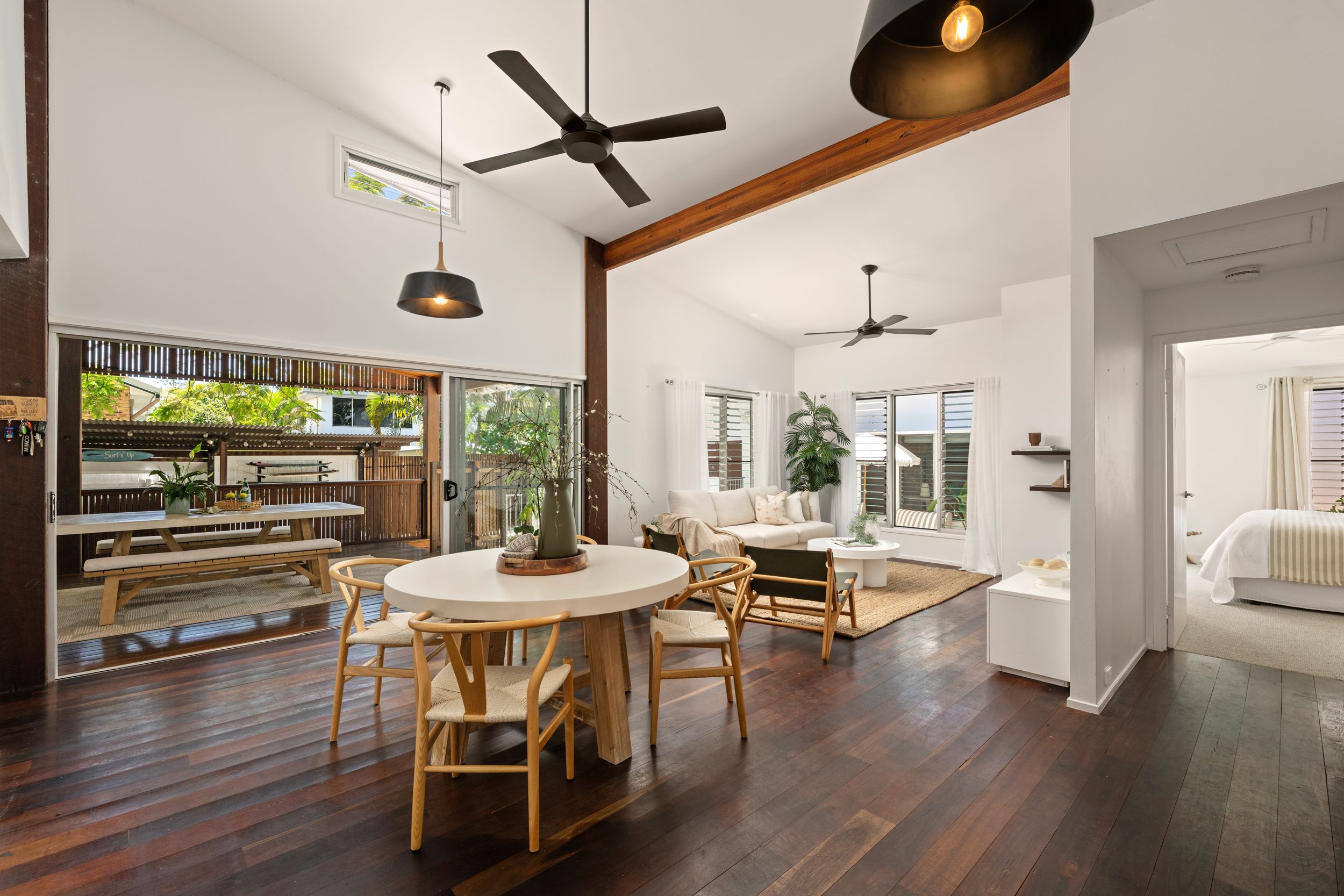 10 Oloway Crescent, Alexandra Headland QLD 4572