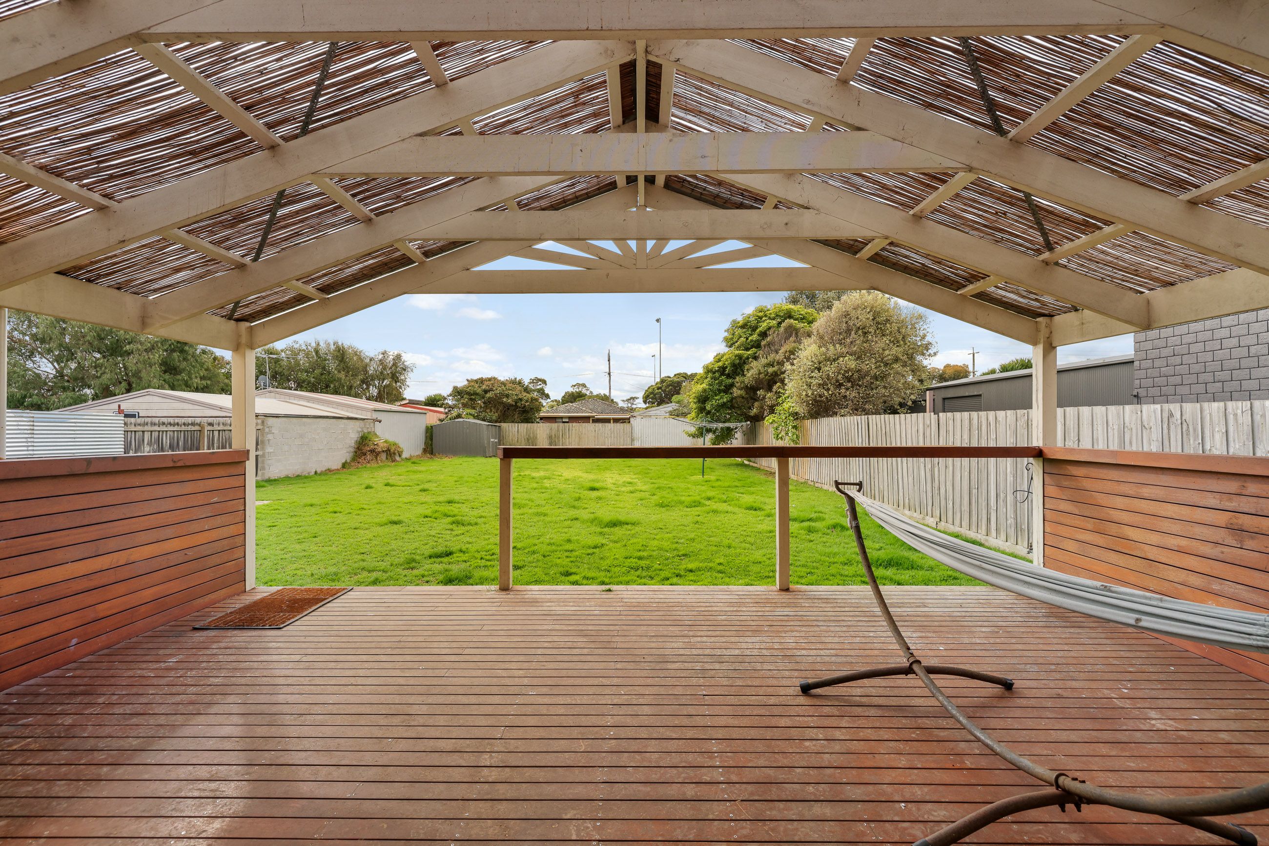 27 Phillip Island Road — photo 5 of 15