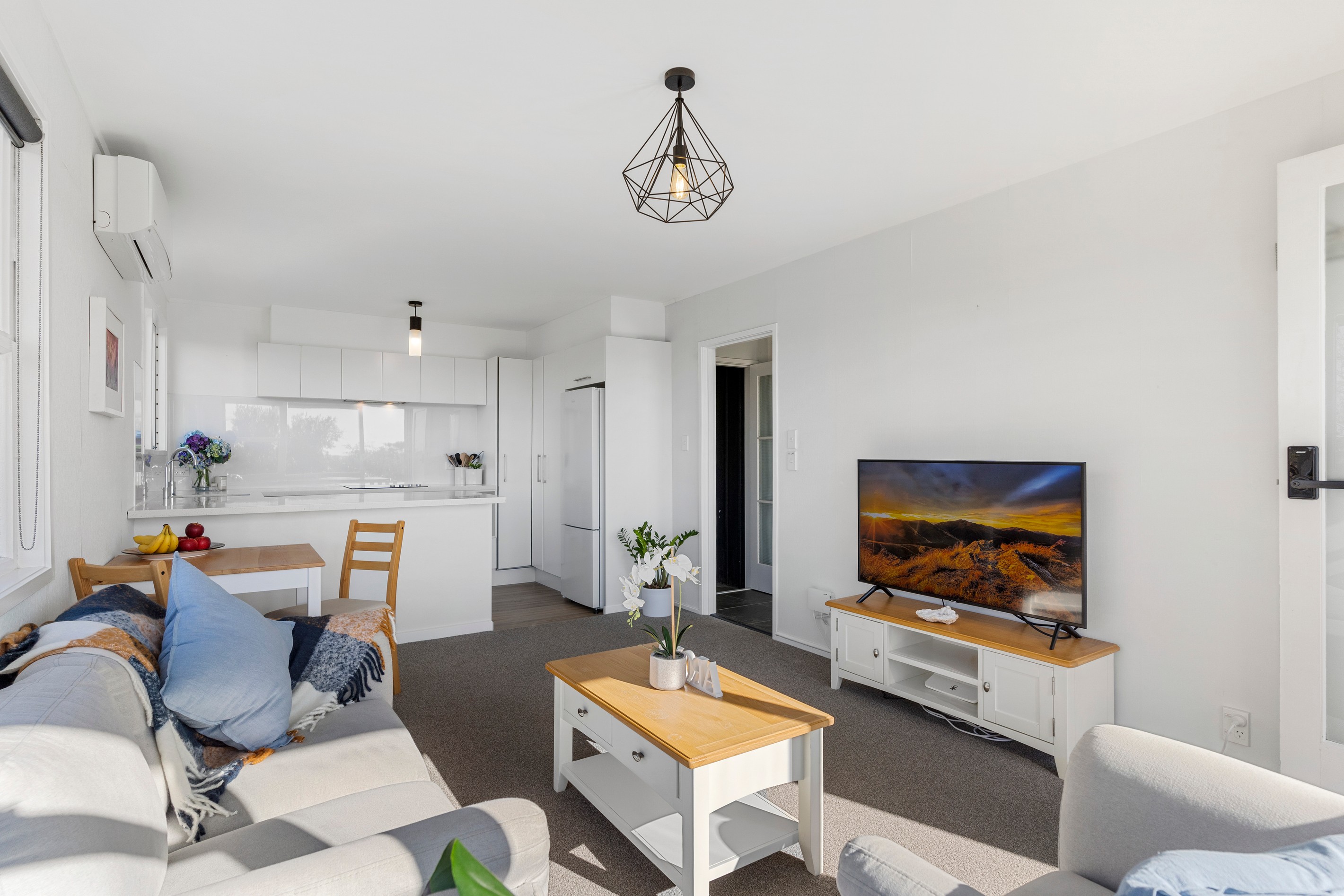 1/14A Albert Road, Devonport, North Shore City