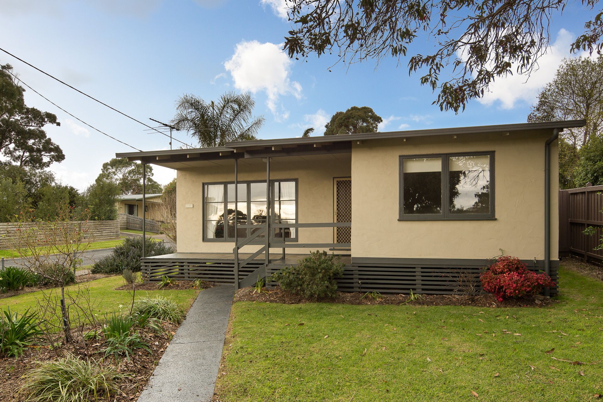 27 Church Street, Cowes, VIC 3922