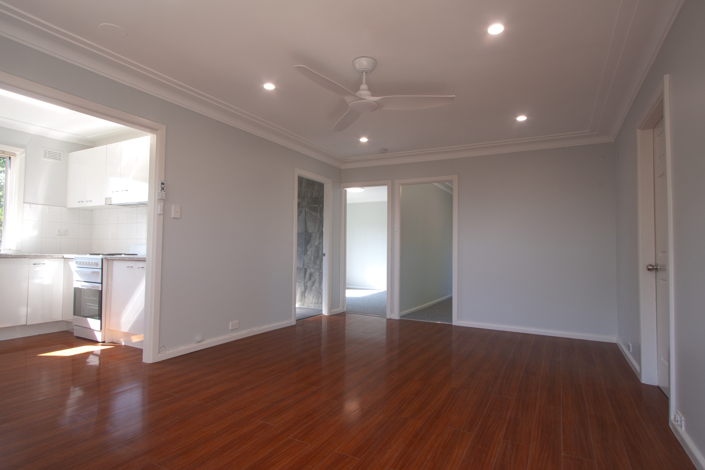 2/10 Alpha Road, Camden, NSW 2570