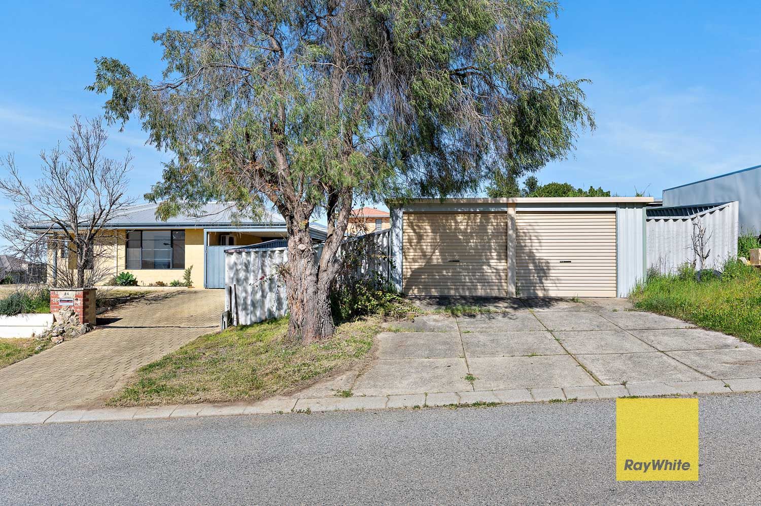84 Warner Road, Parmelia, WA 6167