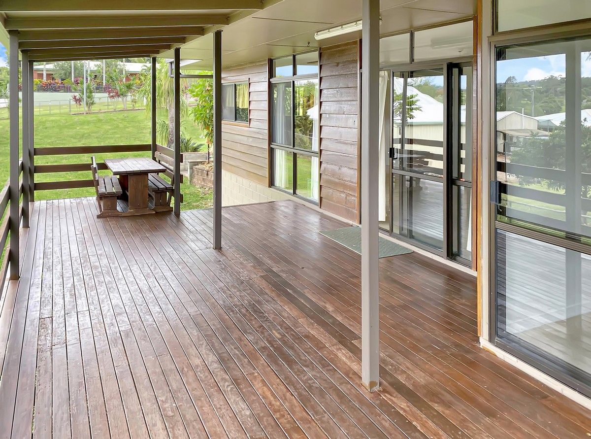 4 Alamanda Close, Yungaburra QLD 4884