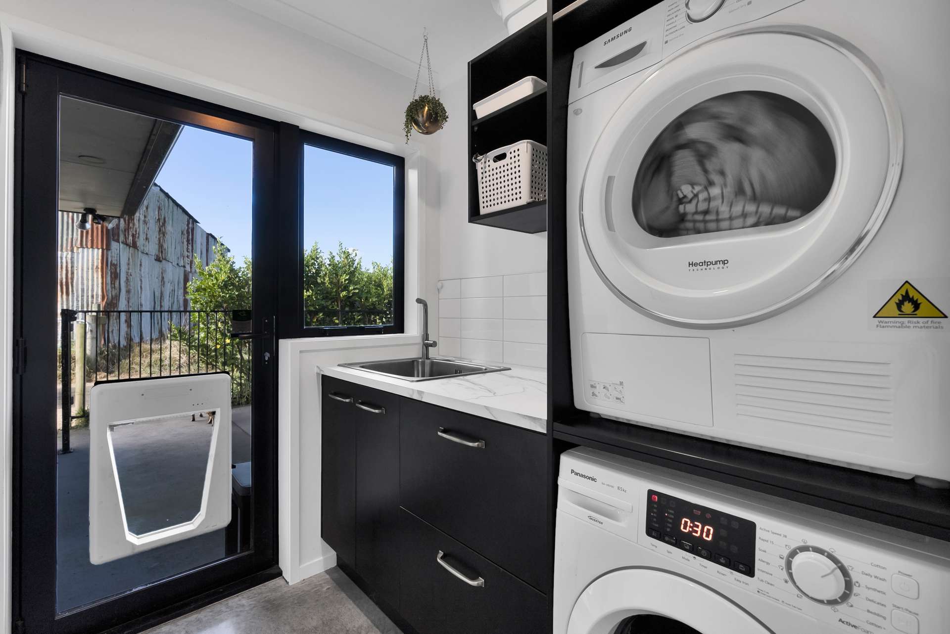 103 King Road photo 23
