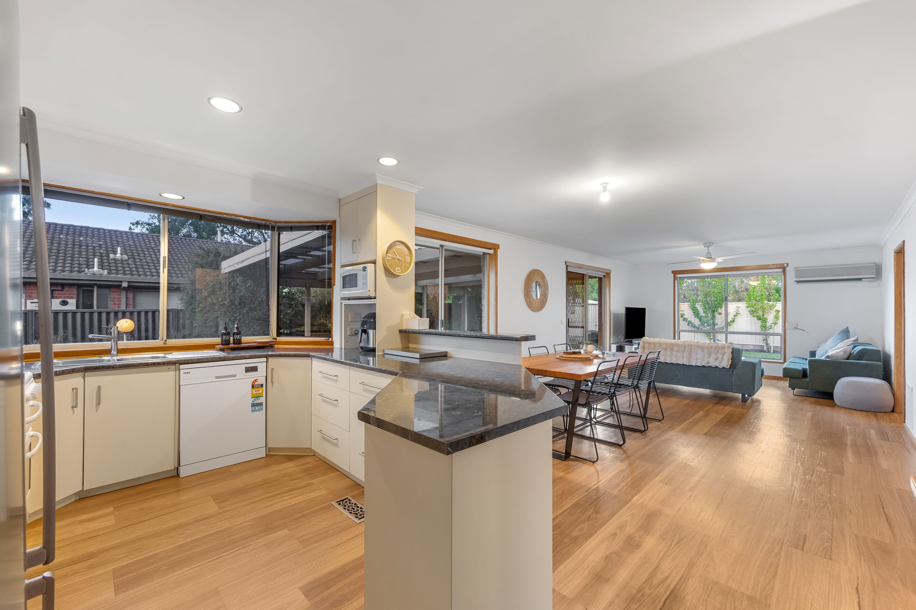 29 Towong Street — photo 9 of 24