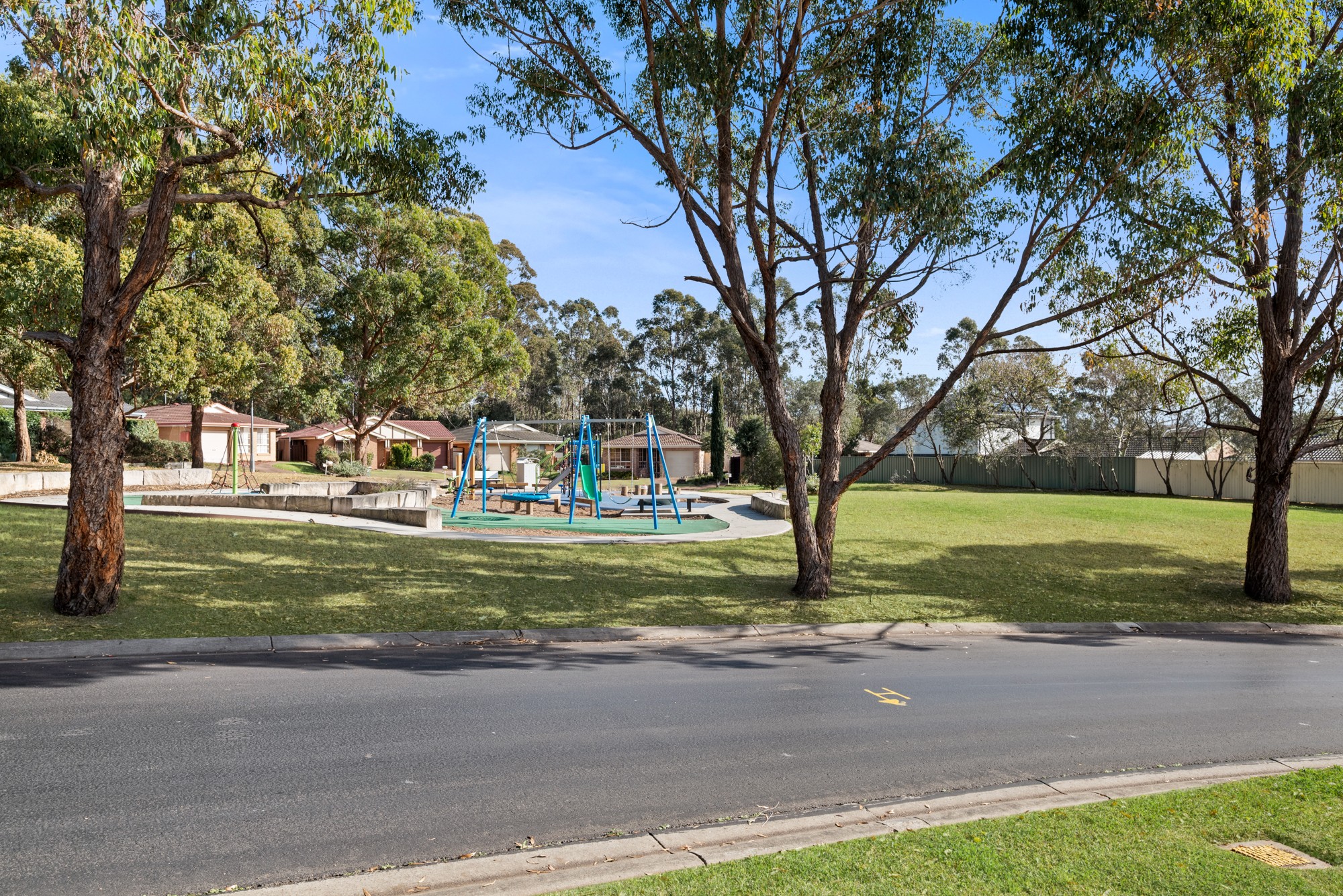 25 Gadshill Place, Rosemeadow, NSW 2560