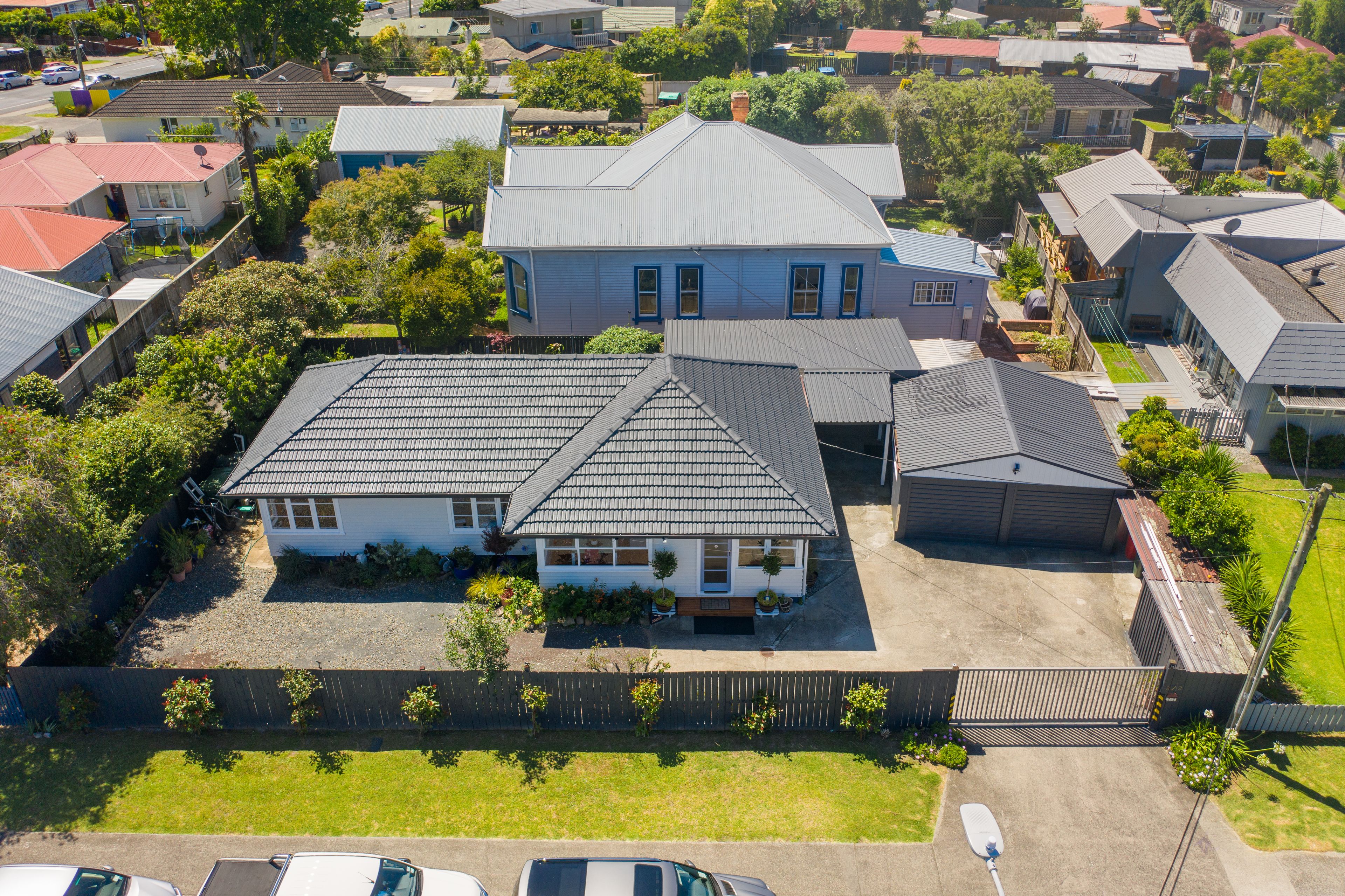 2/2 Eskdale Road, Birkdale, North Shore City
