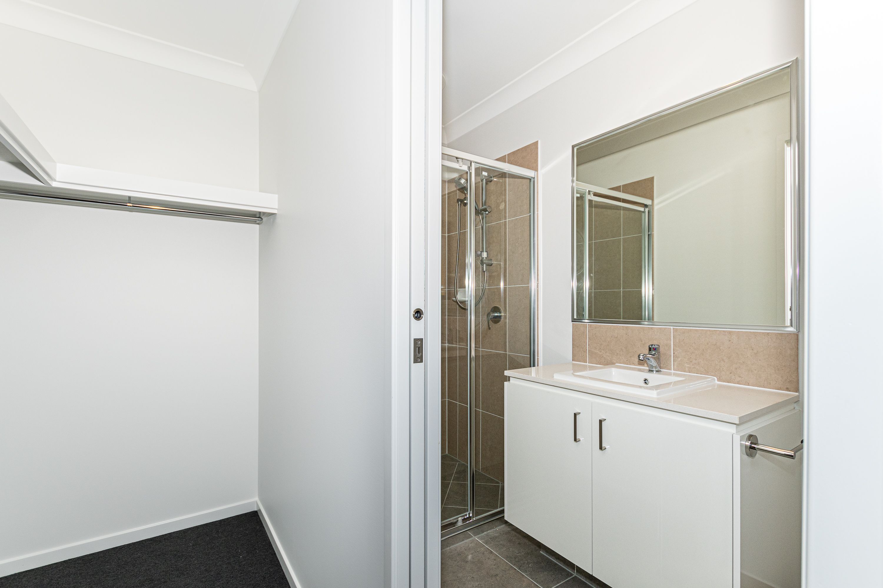33 Paige Street — photo 9 of 22