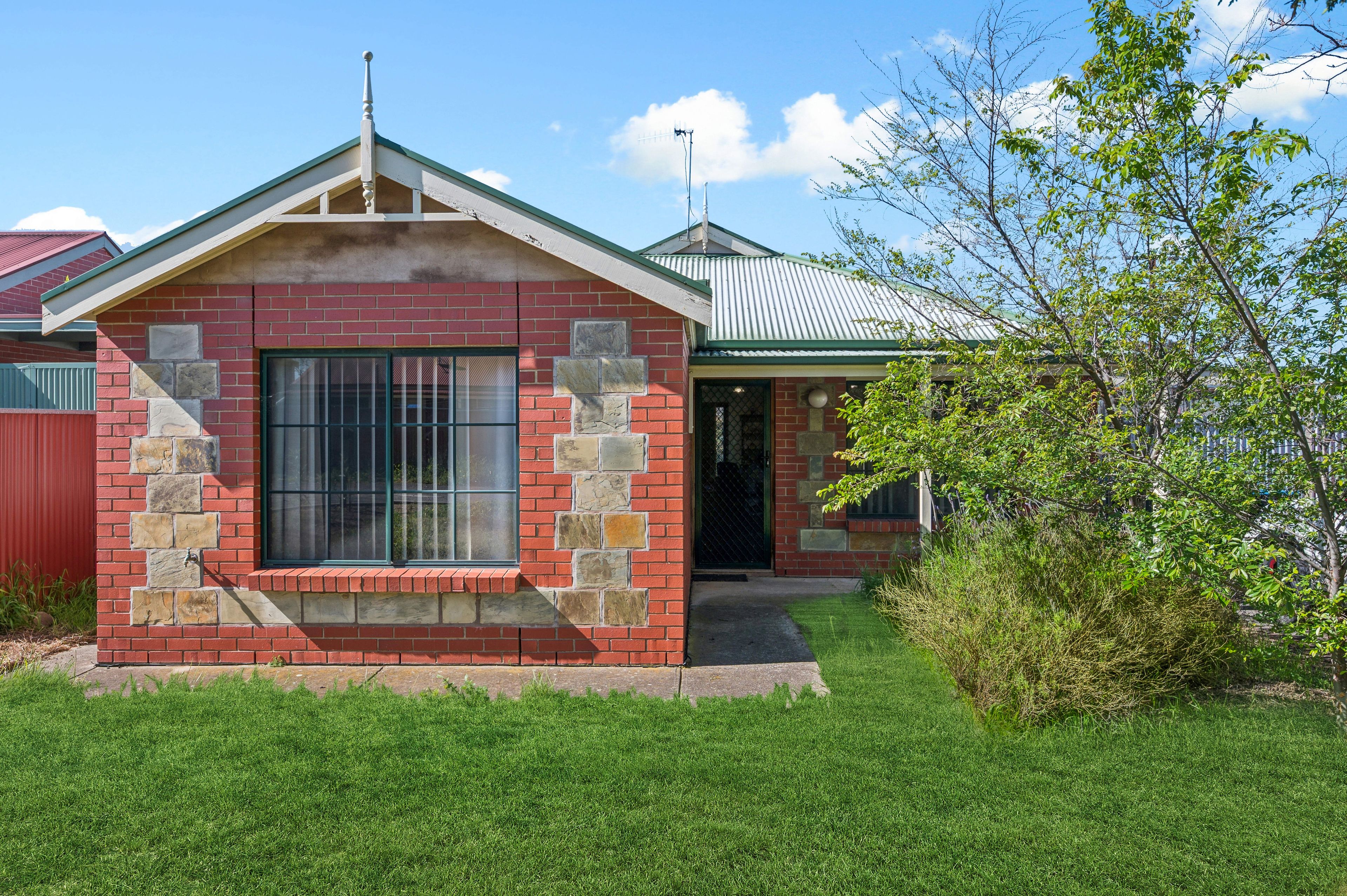 4/52 Murray Street — photo from Ray White Mount Barker