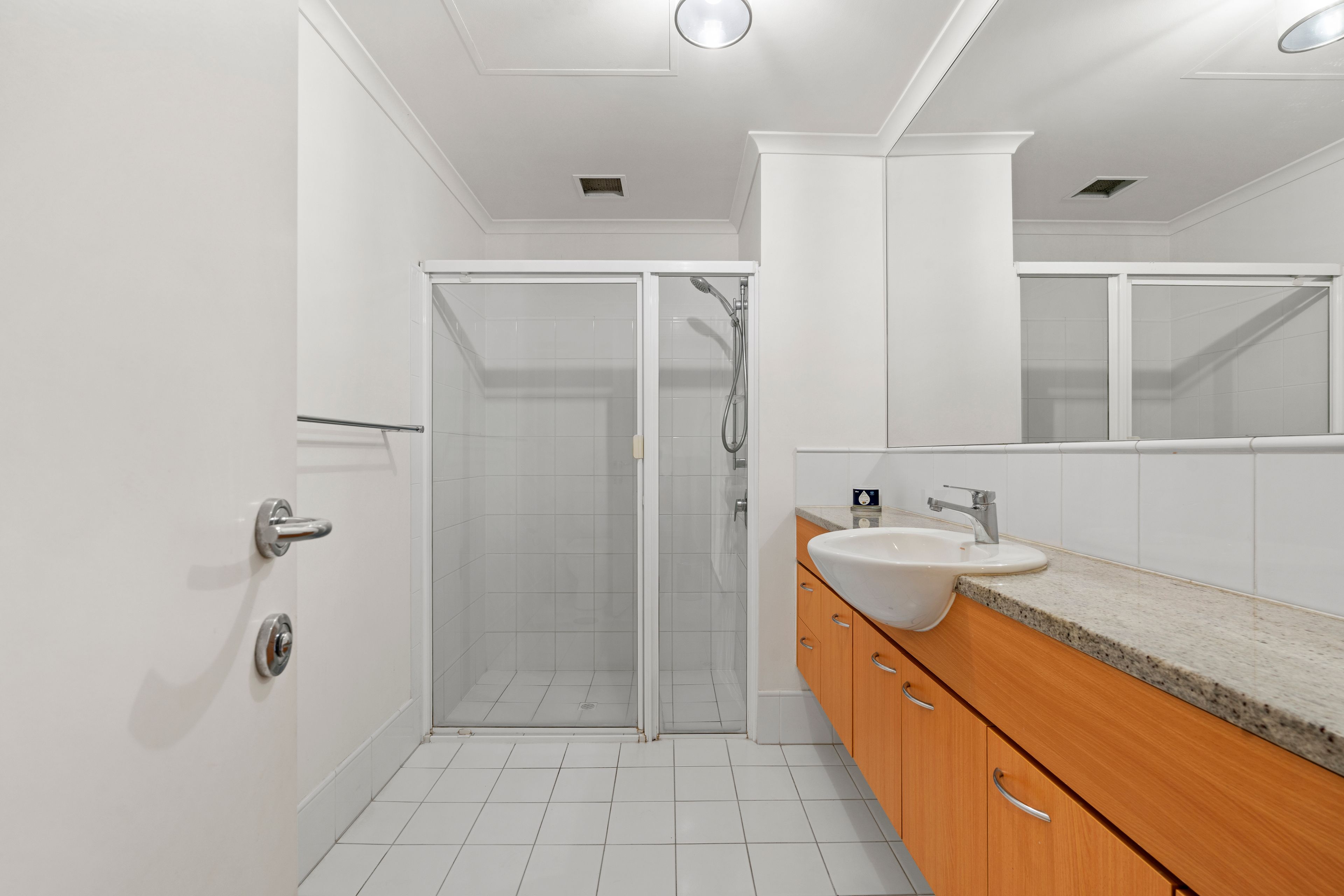 40/1 Chappell Drive — photo 14 of 20