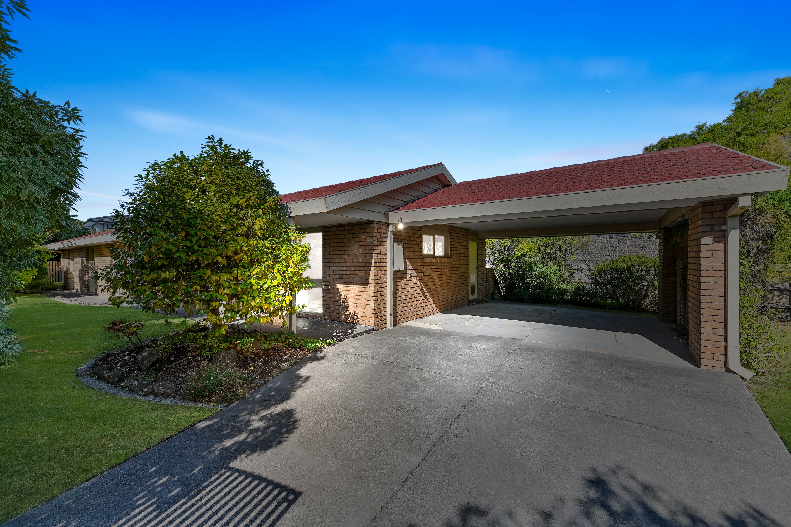 39 Sheringham Drive, Wheelers Hill, VIC 3150 Sold House Ray White Glen Waverley