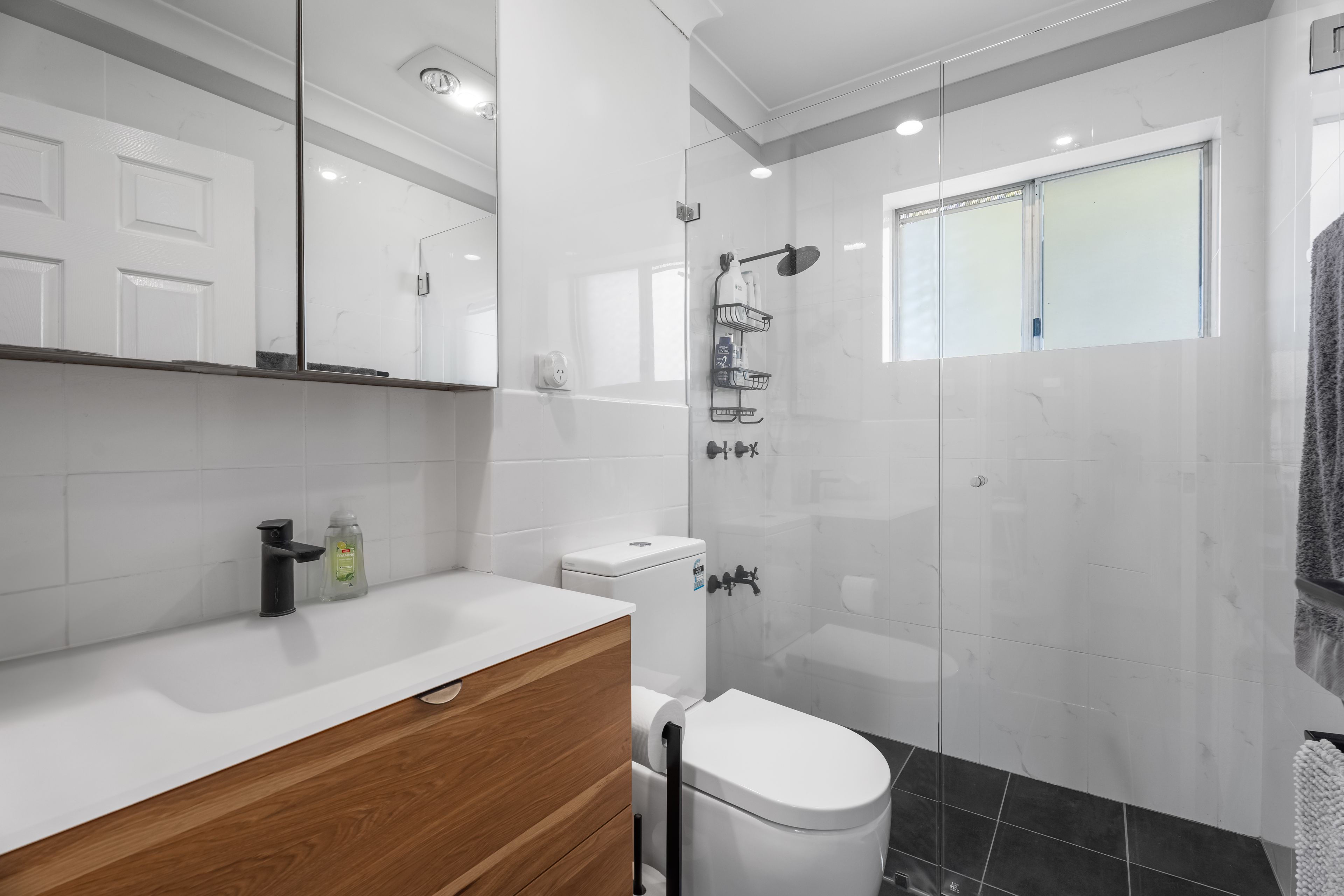 17/193 Derby Street — photo 3 of 12
