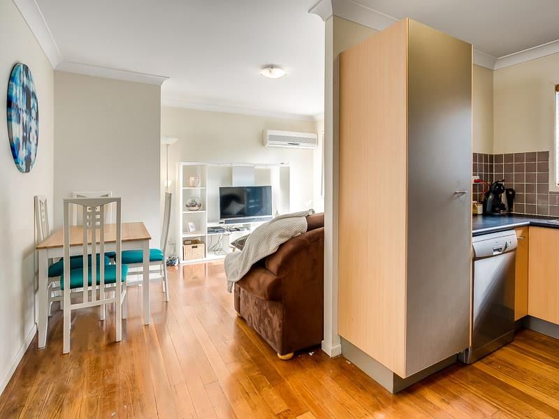 2/98 Butterfield Street, Herston, QLD 4006