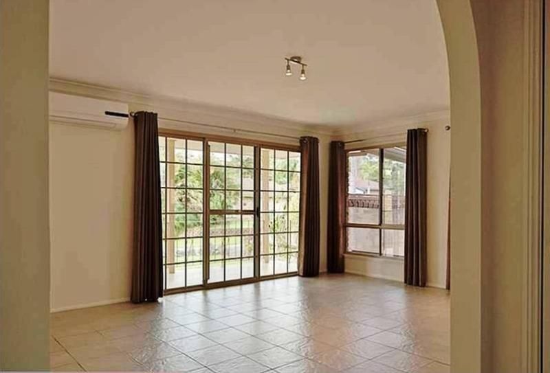 21 Tregana Circuit, Edens Landing, QLD 4207