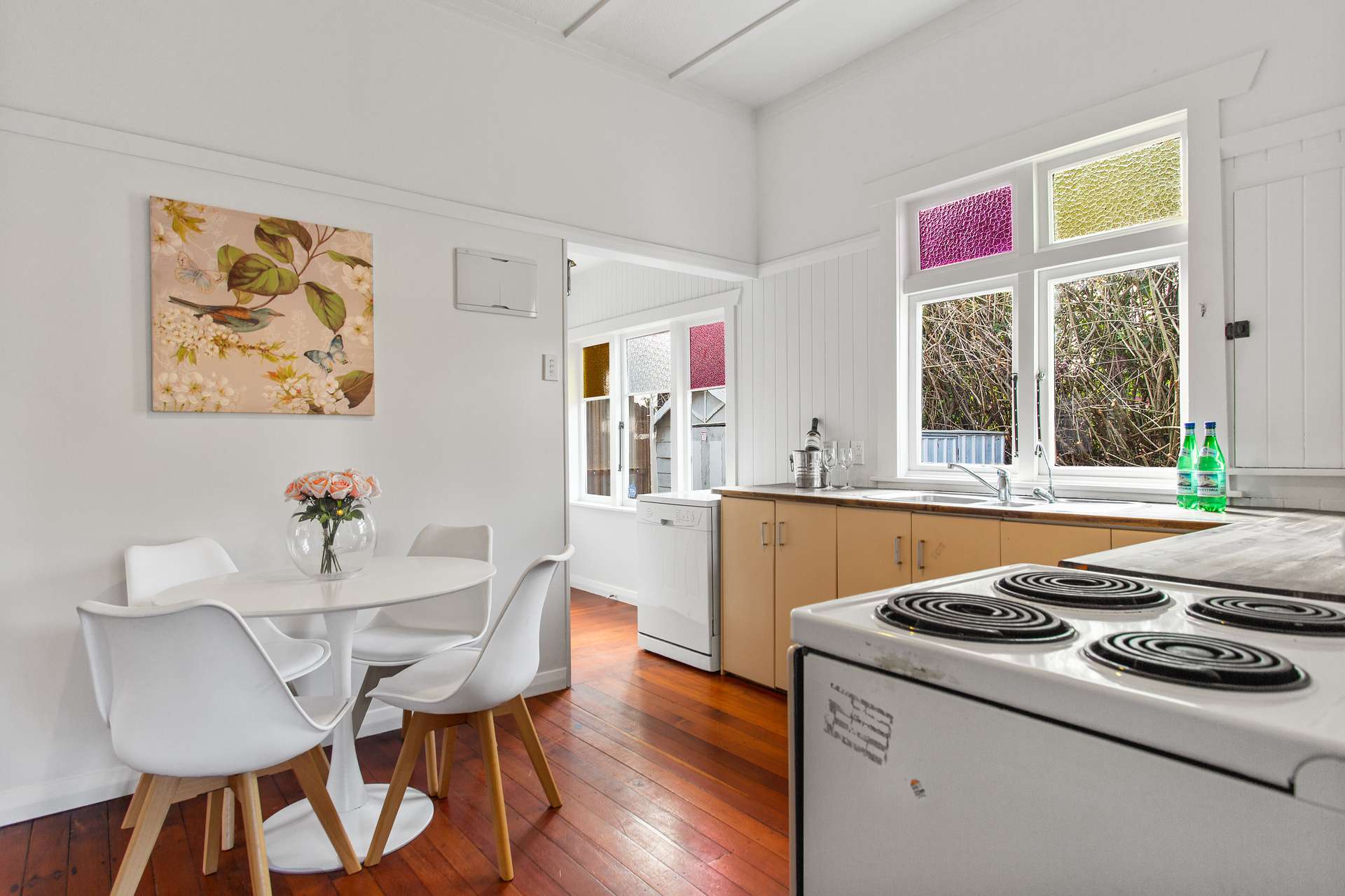 12 Mona Avenue photo 5