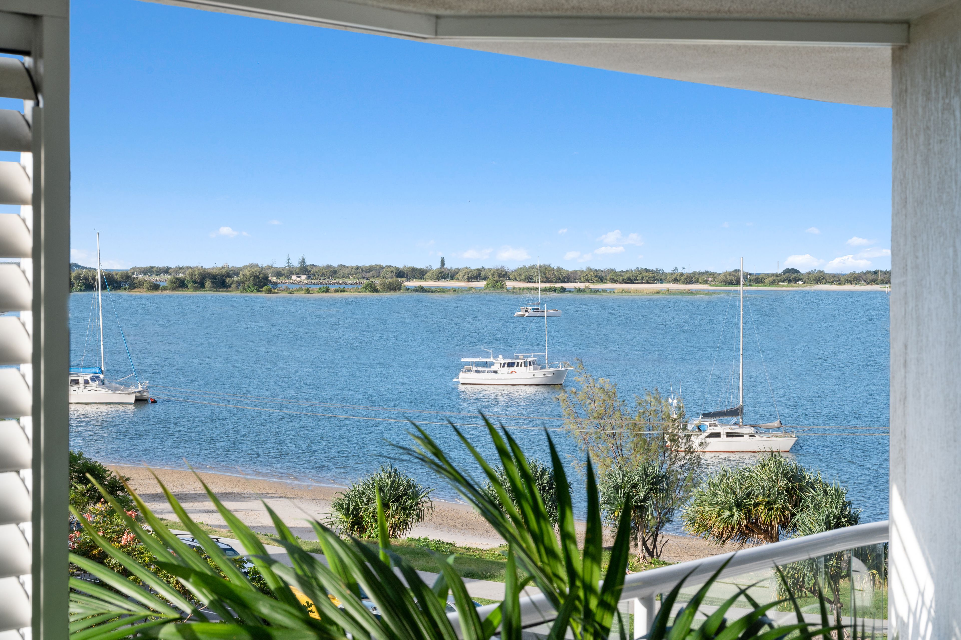 242-244 Marine Parade, Labrador QLD 4215