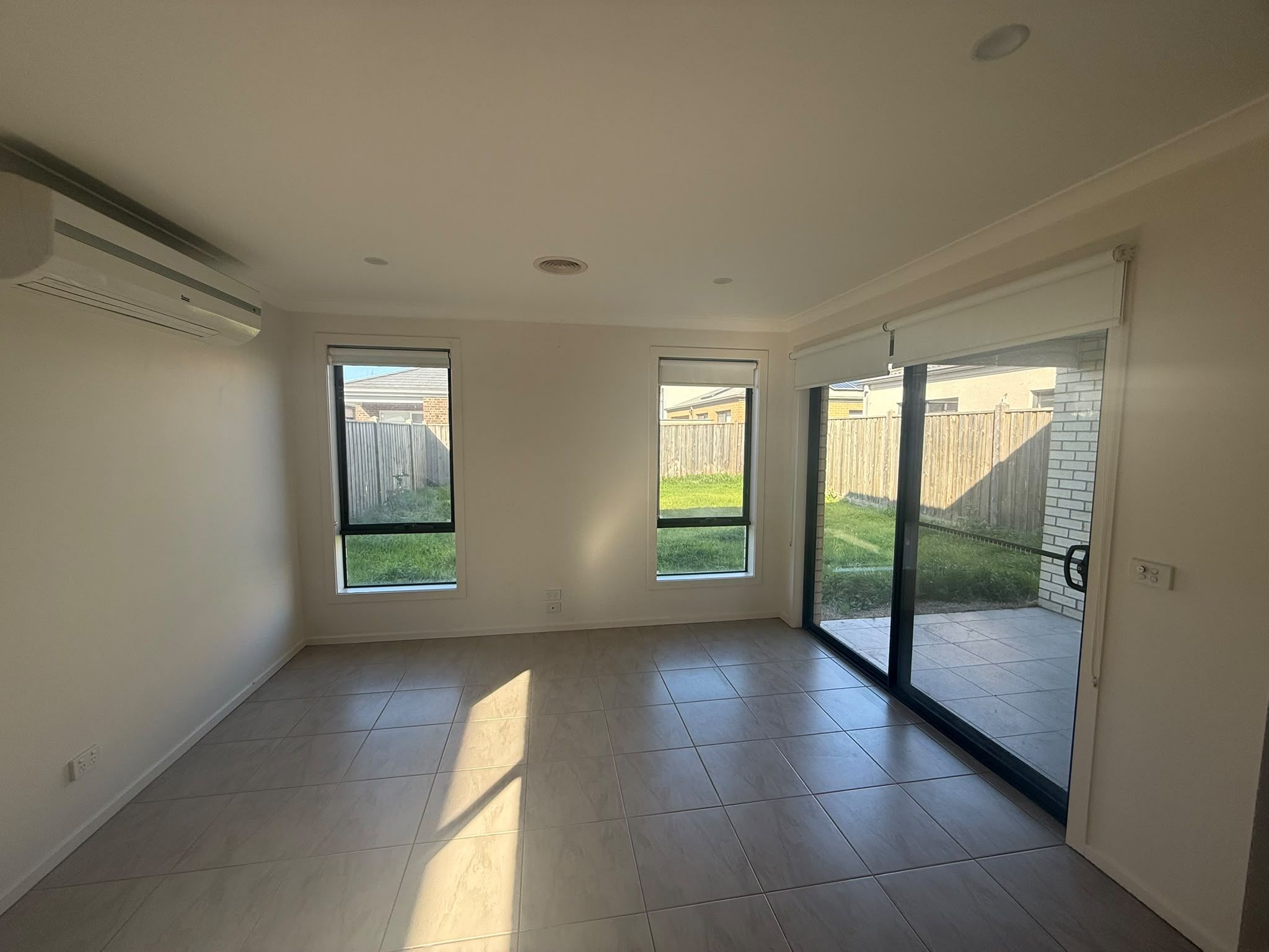 12 Arnott Street — photo 9 of 13