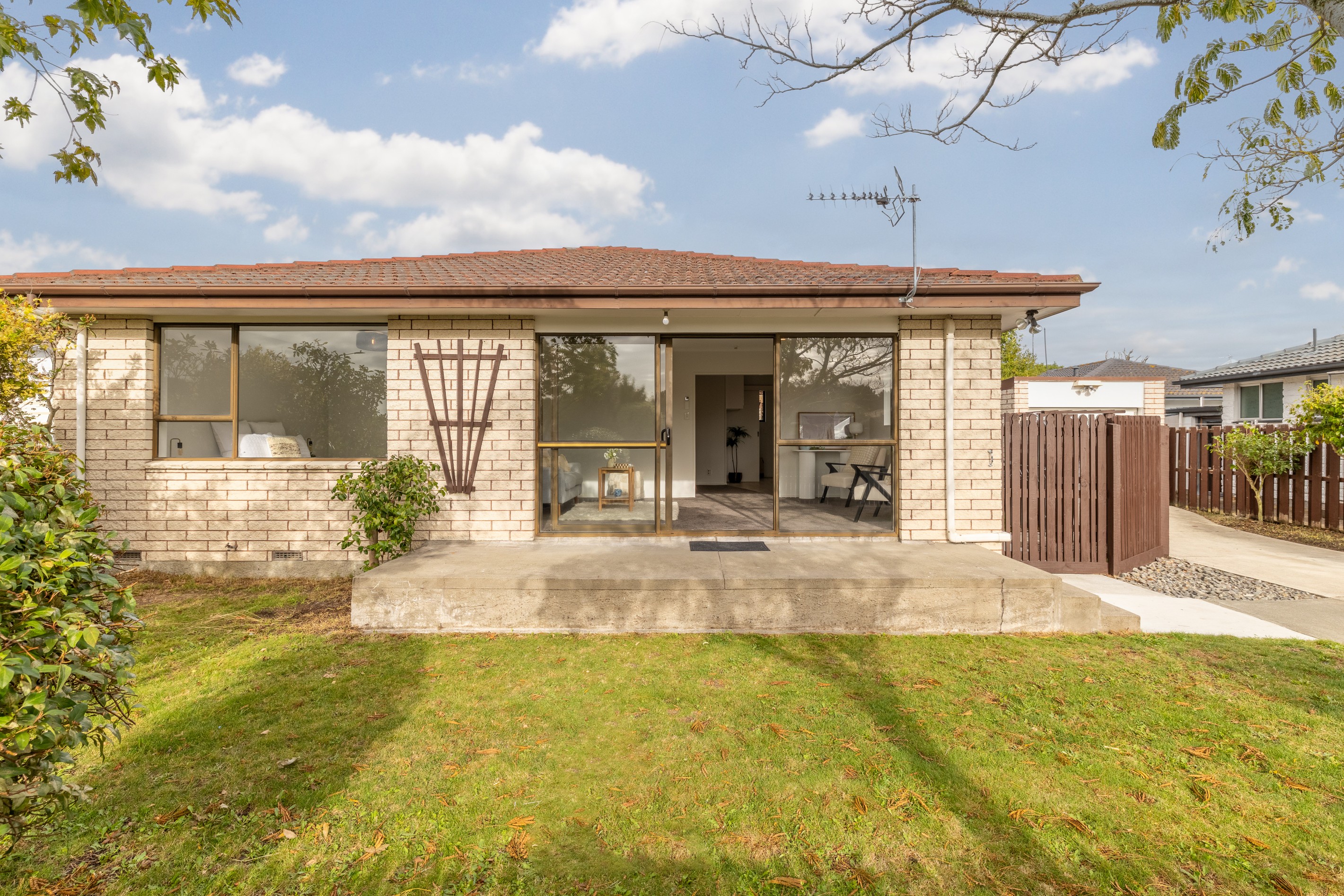 1/71 Royal Park Drive, Parklands, Christchurch City