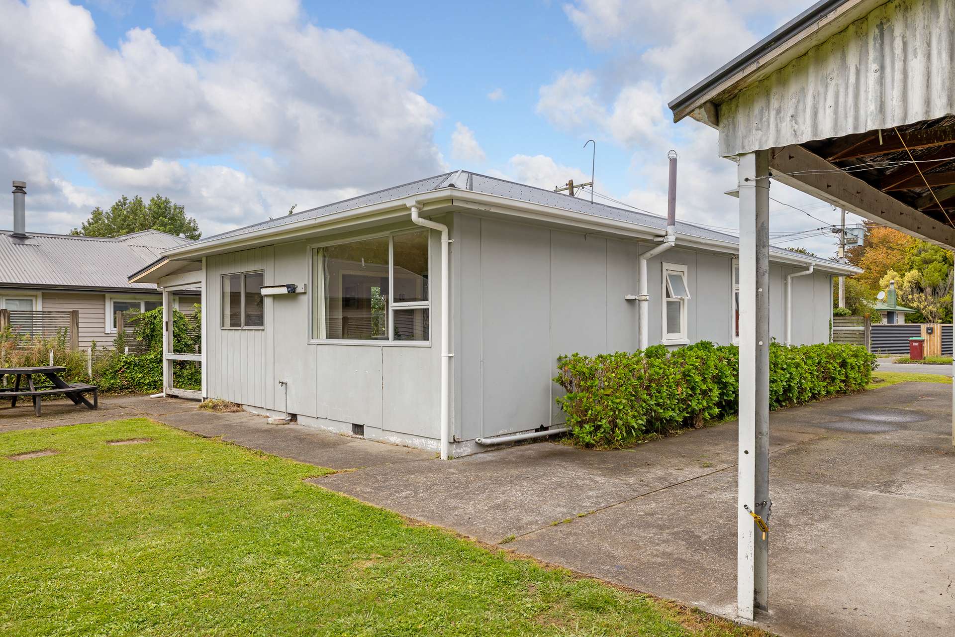 10 Kempton Street photo 11