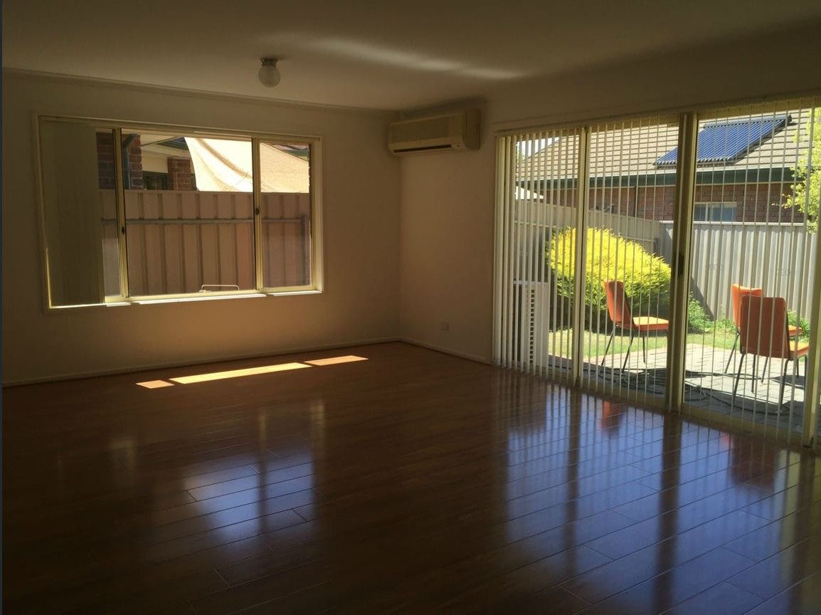 34 Hampton Drive — photo 4 of 8