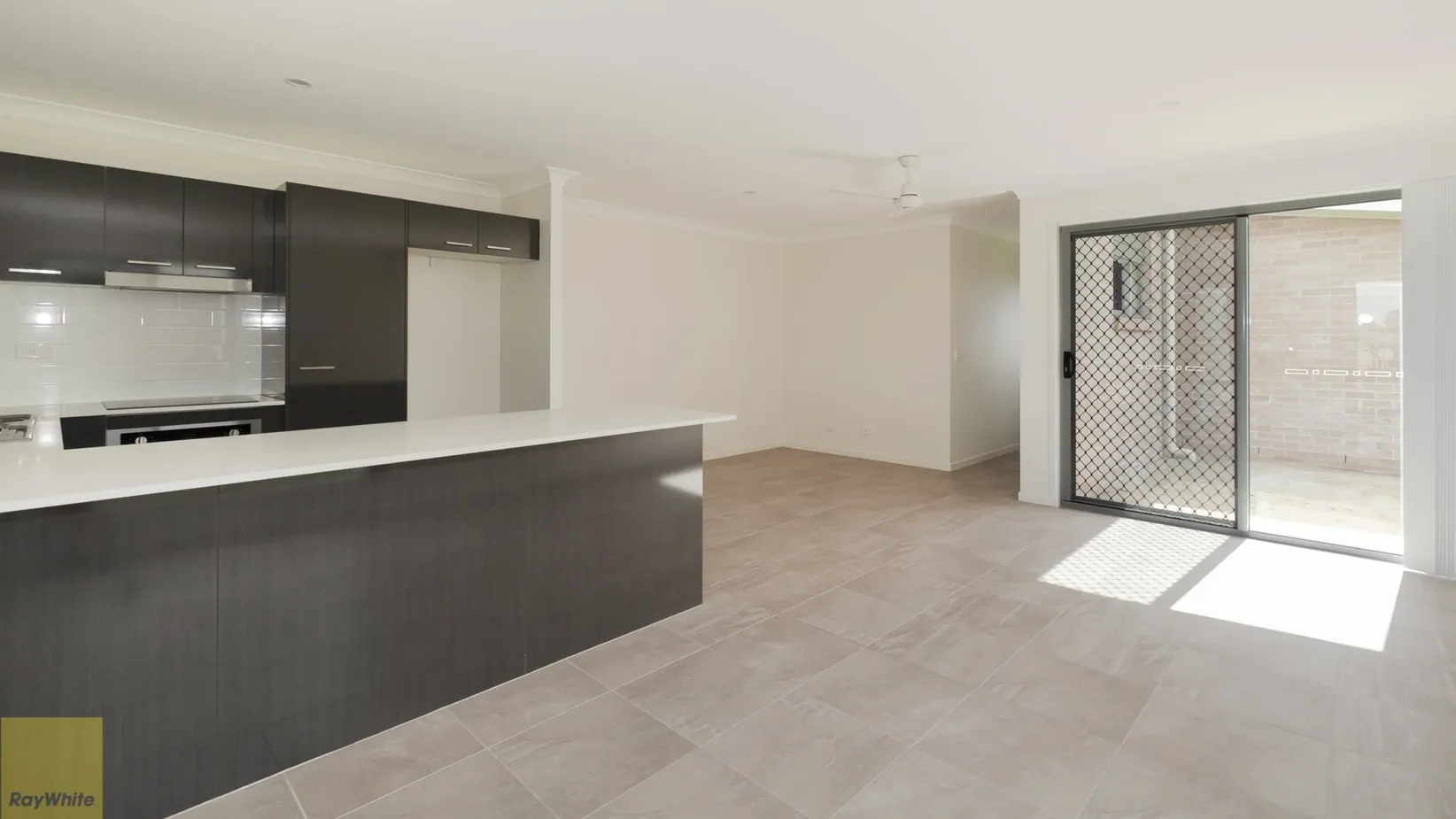 1/37 Paterson Road, Walloon, QLD 4306