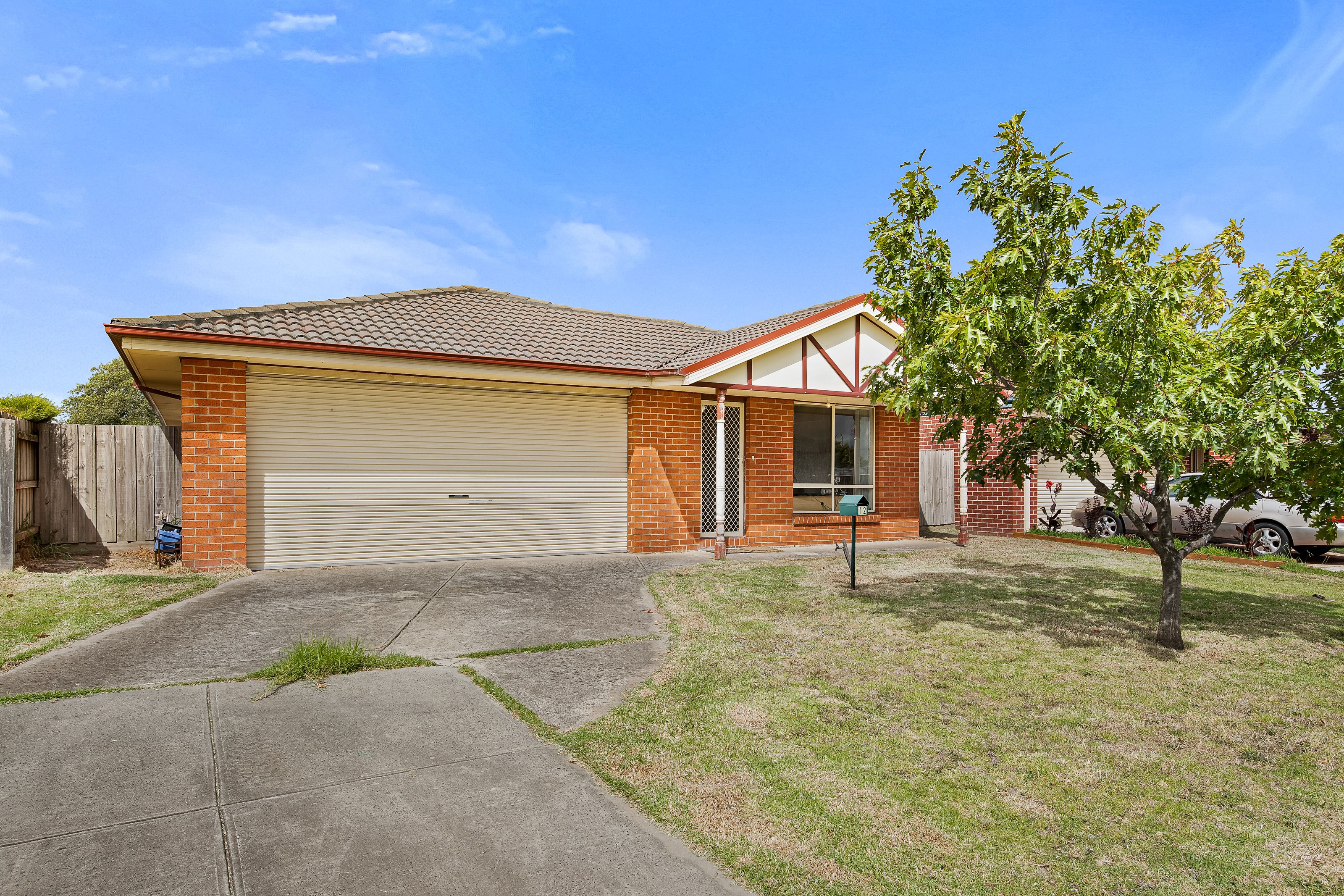 12 Grice Quadrant, Pakenham VIC 3810