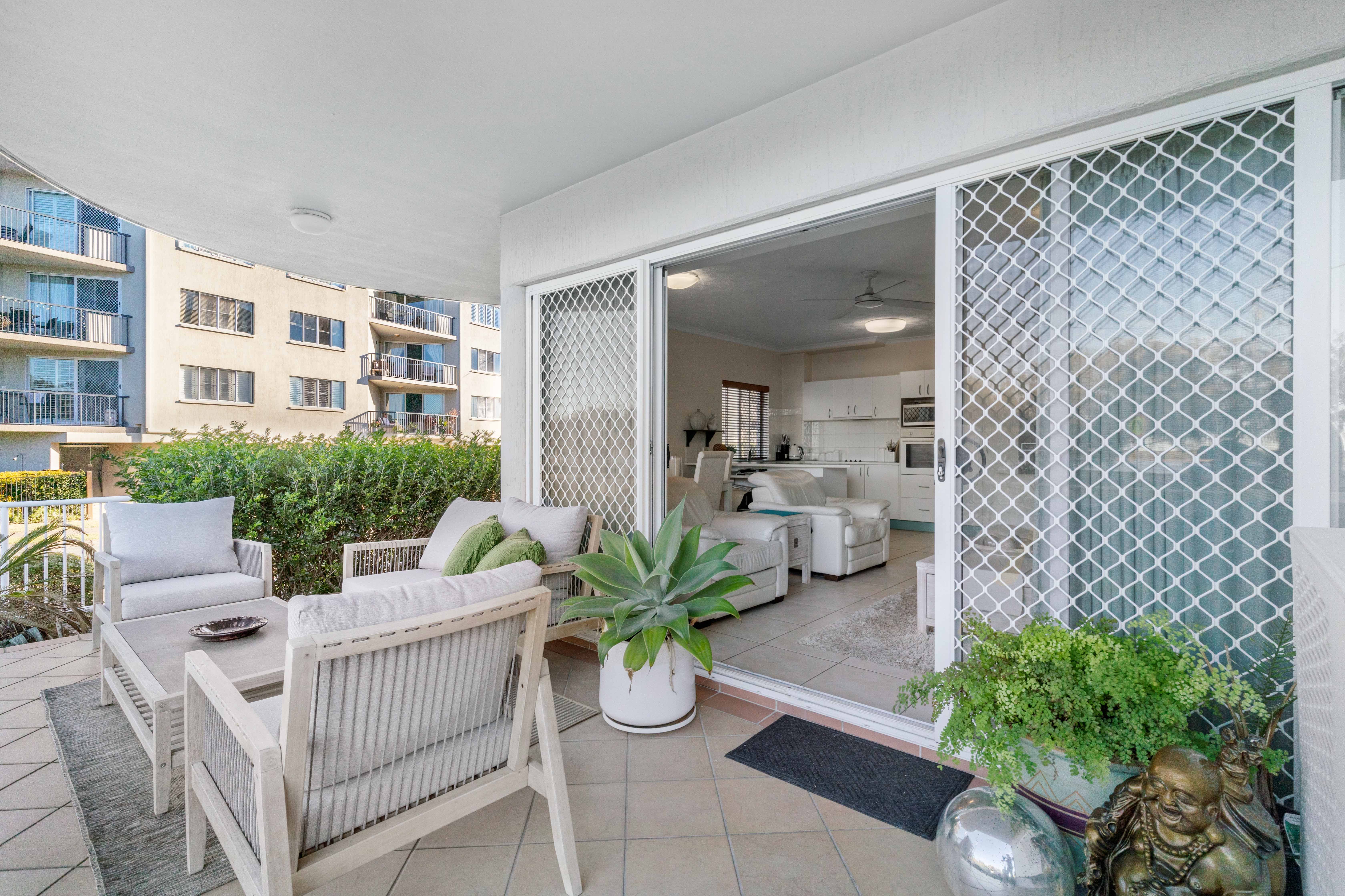 2/7-8 Esplanade, Golden Beach, QLD 4551