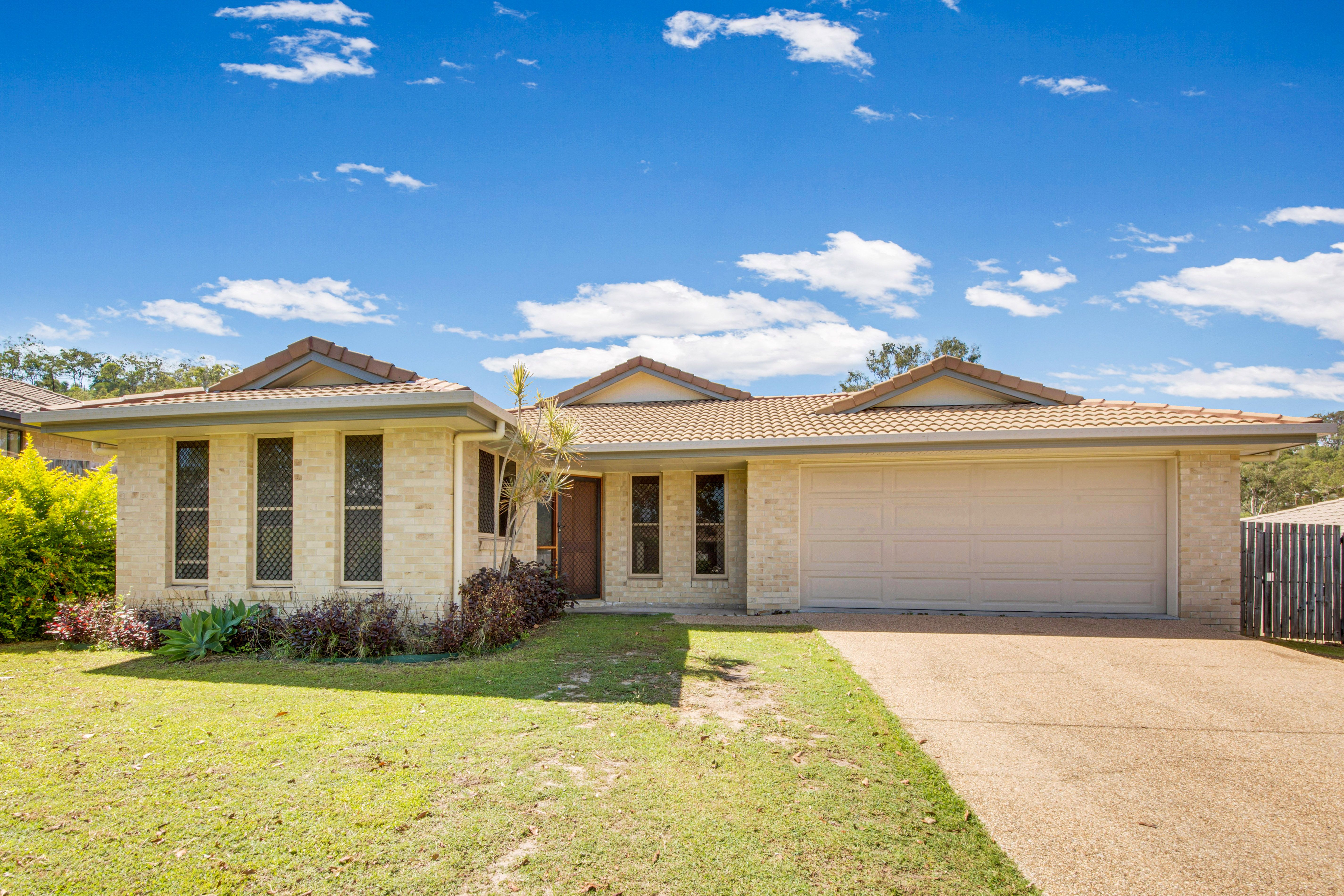 8 Larcom Rise, West Gladstone, QLD 4680