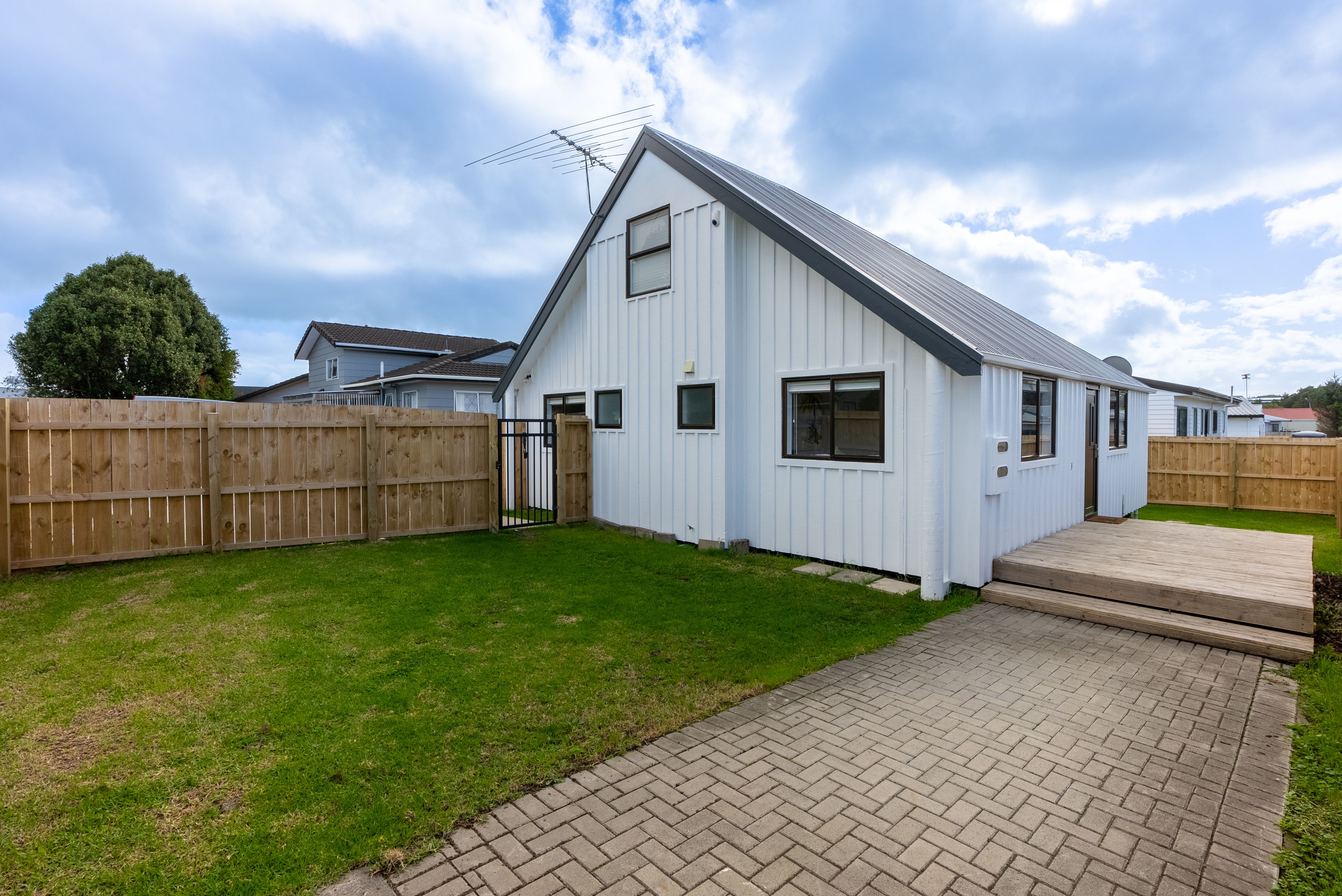 4 Trevor Hosken Drive, Wiri, Manukau City