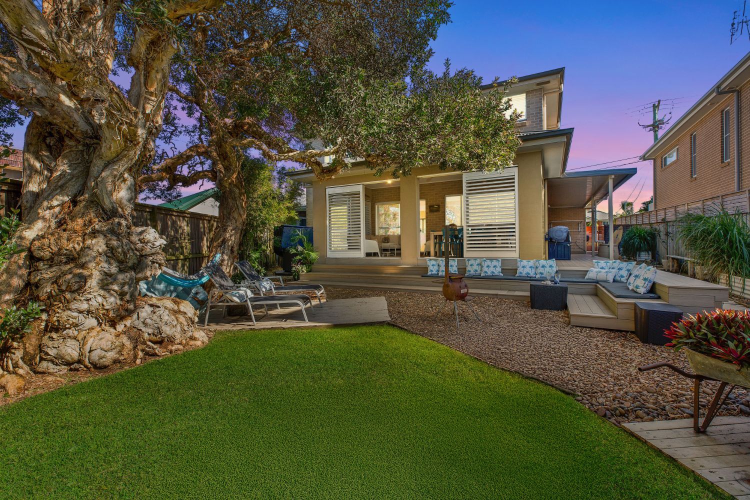 42 Bay Road, Blue Bay, NSW 2261