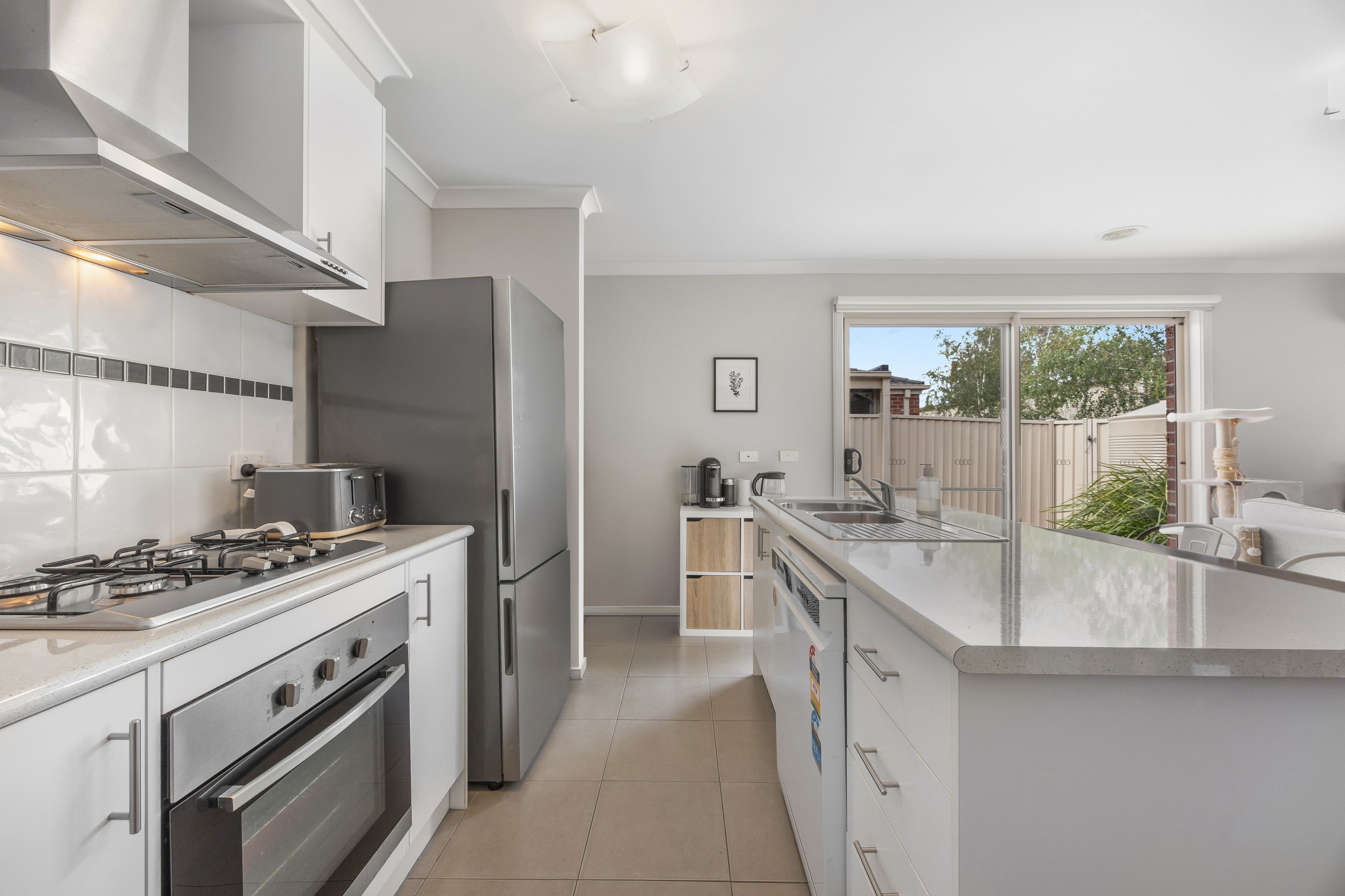 3/8 Gale Street, Canadian, VIC 3350