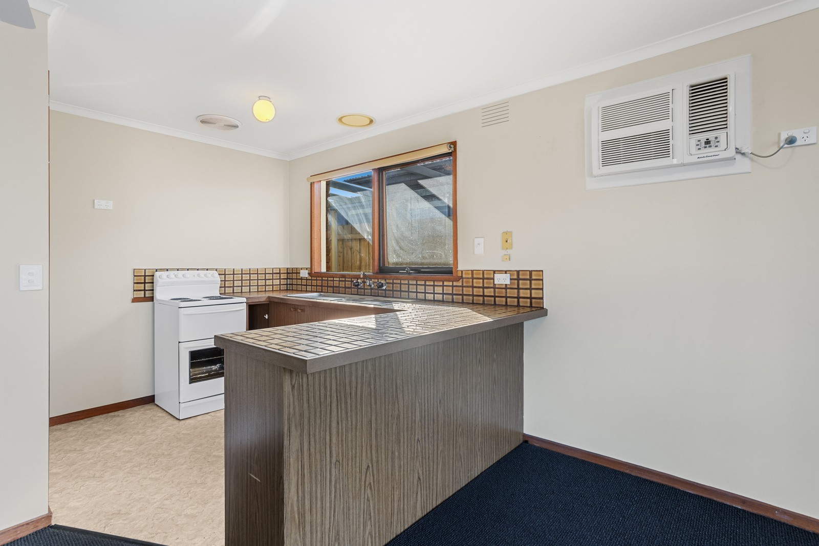 150 Seventh Avenue, Rosebud, VIC 3939