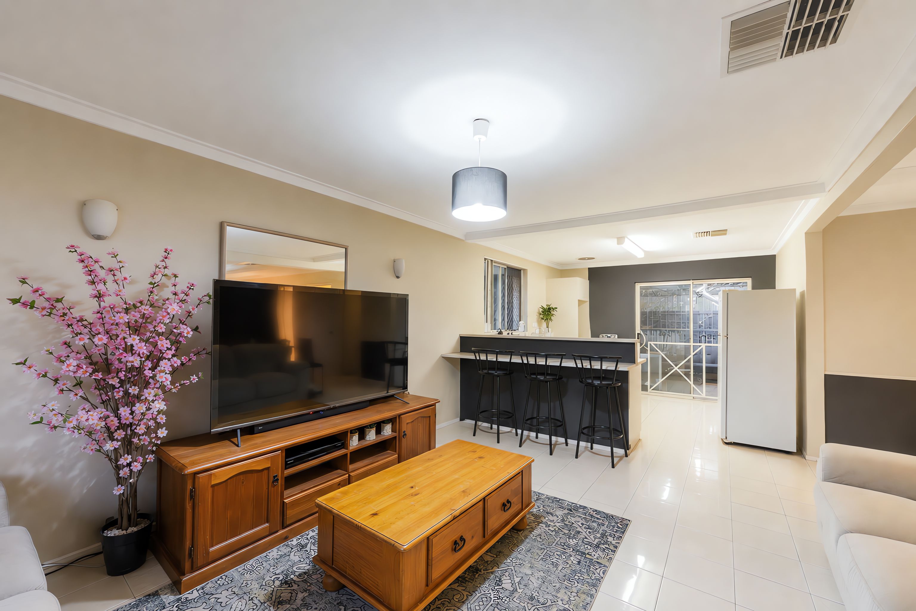 6 Mallee Place — photo 5 of 16