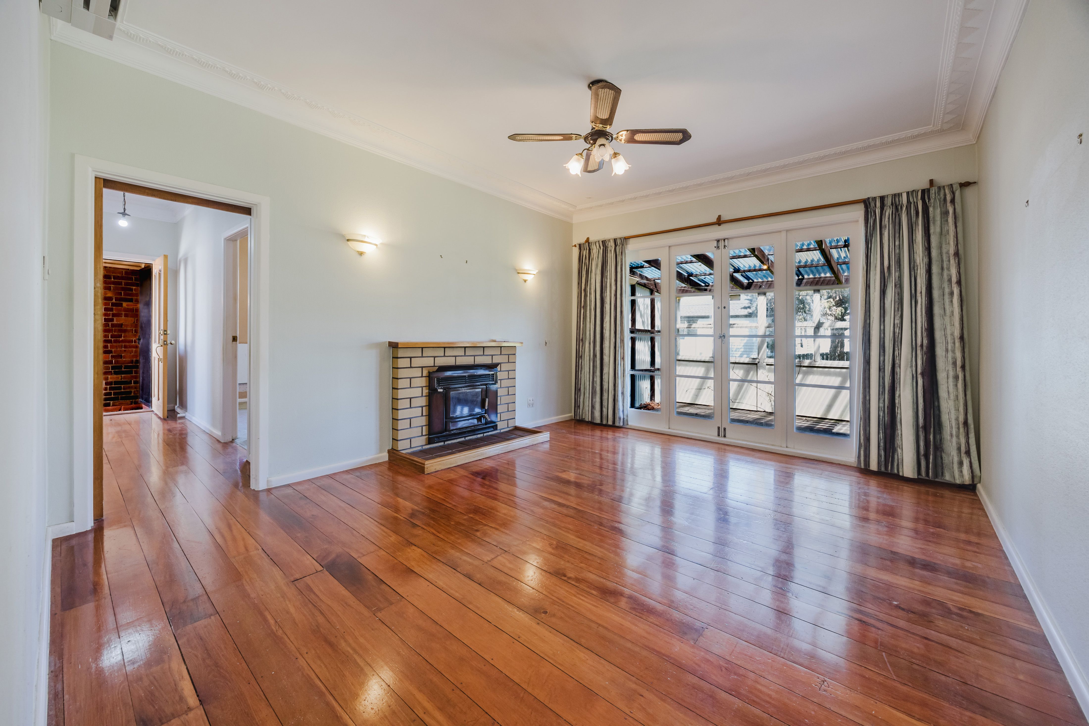 19 Landscape Road, Papatoetoe, Manukau City