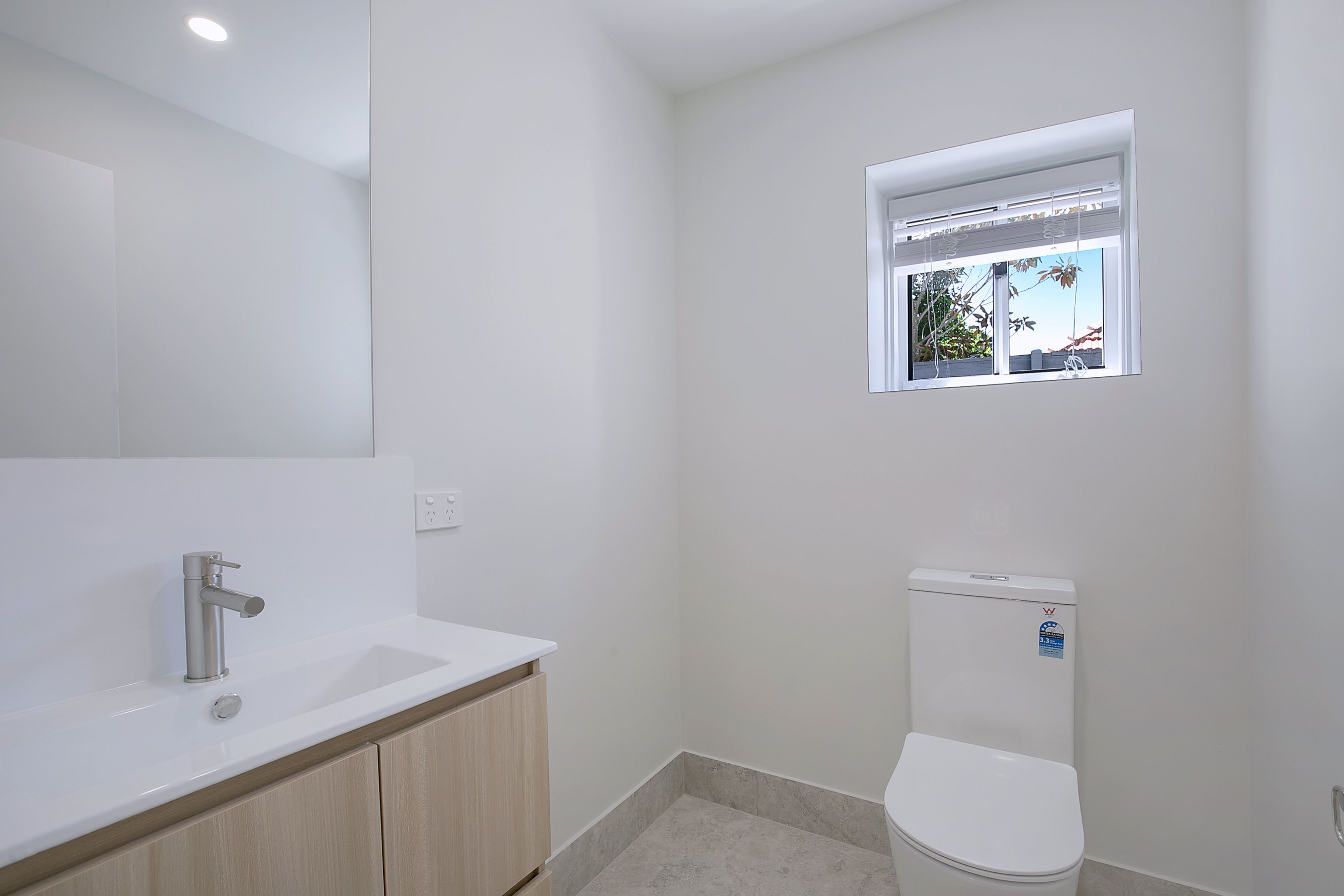 28 Hilda Street — photo 8 of 10