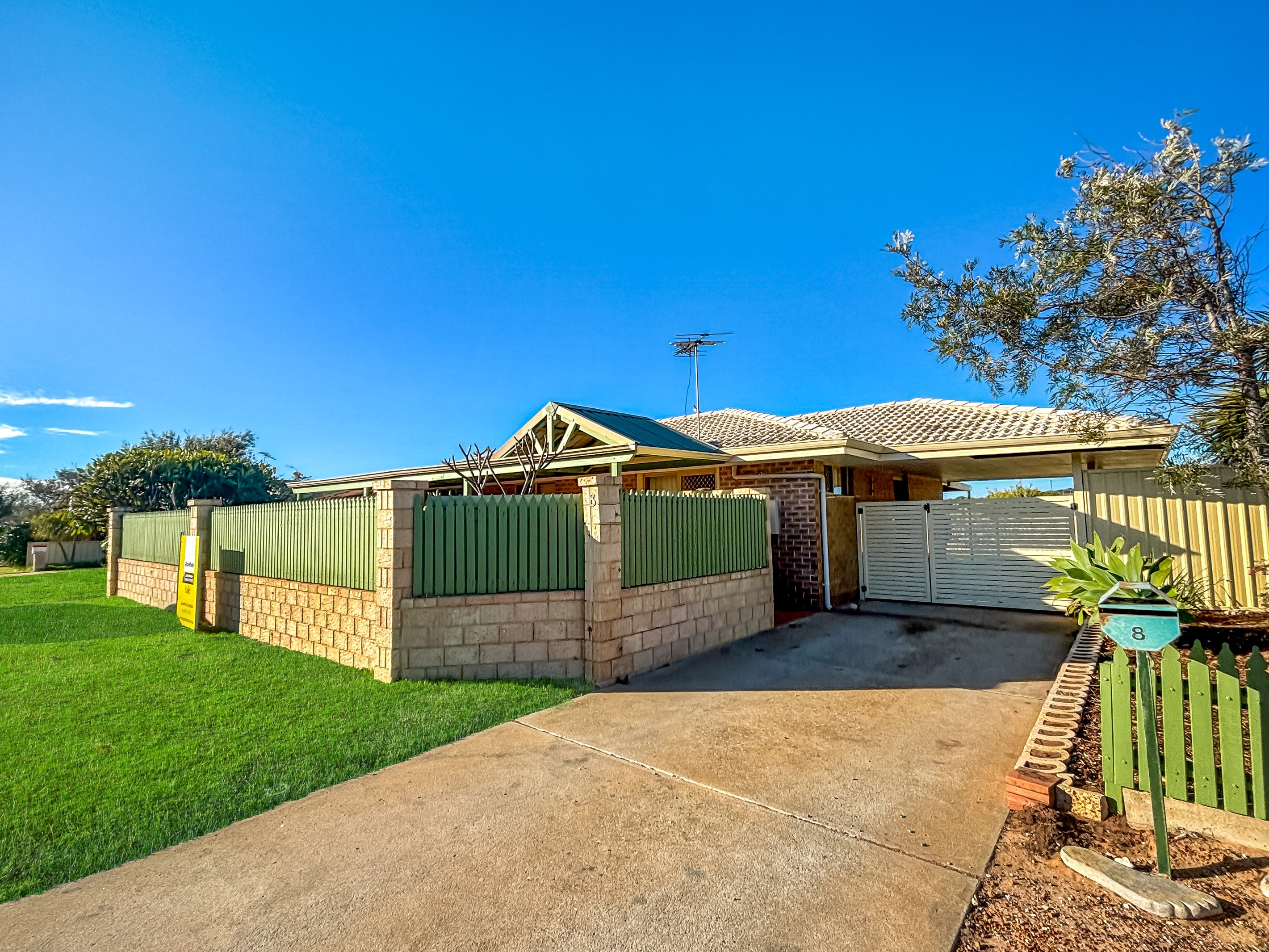 8 Harris Court, Mount Tarcoola, WA 6530