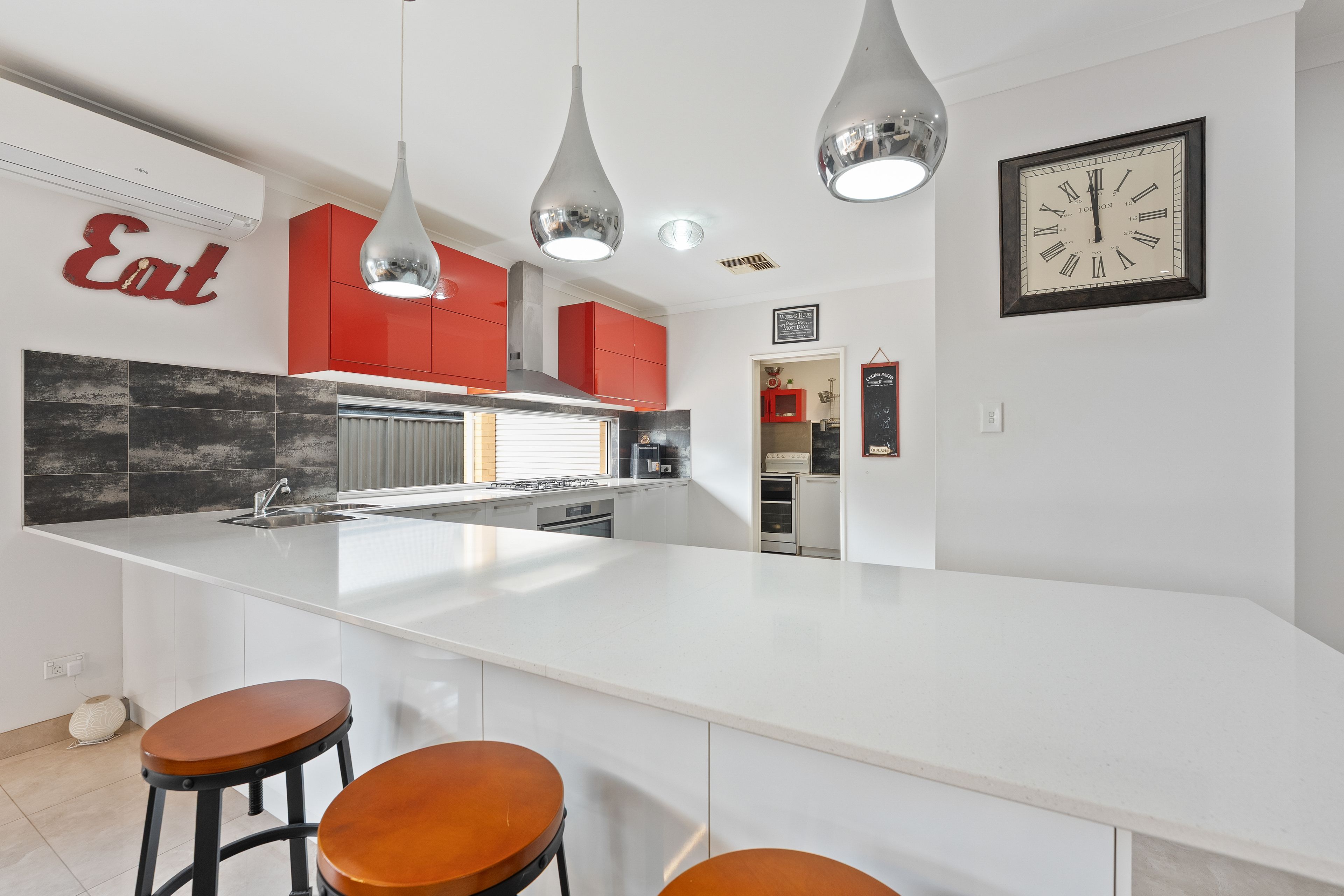 8 Copenhagen Street, Baldivis, WA 6171