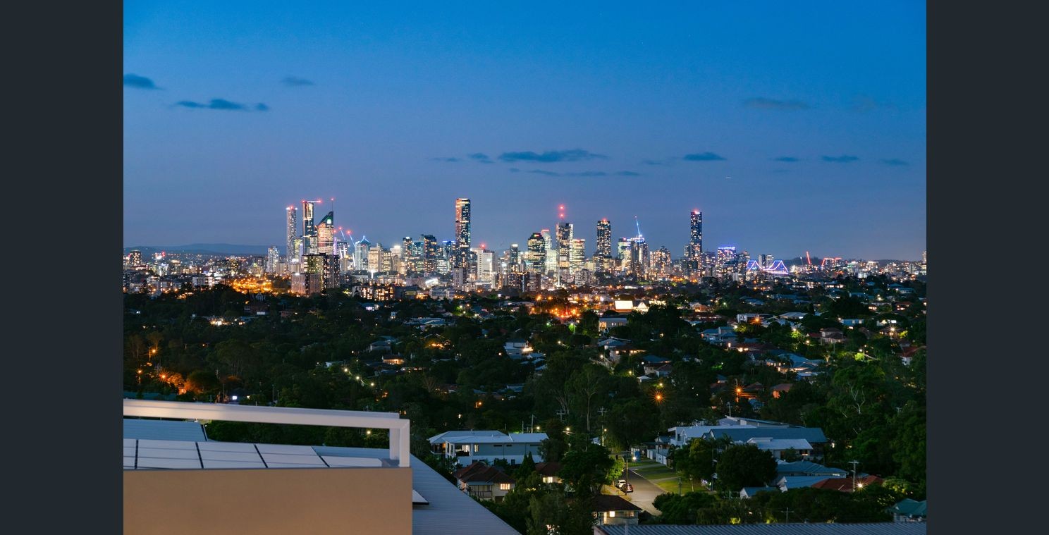 34 Kneale Street, Holland Park West, QLD 4121