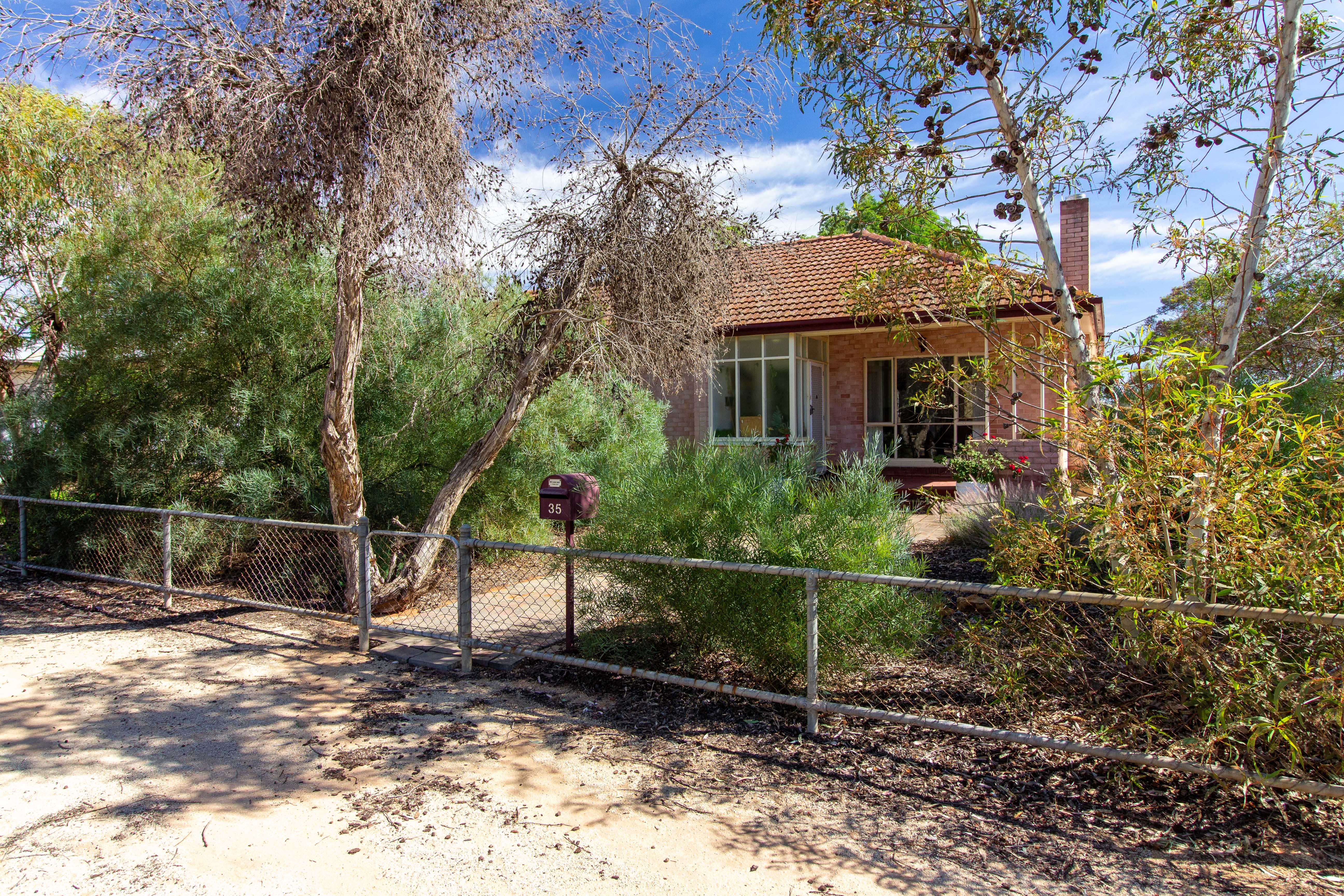 35 Kokoda Terrace, Loxton, SA 5333