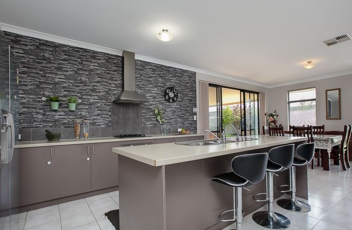 2 Nundle Road, Baldivis WA 6171