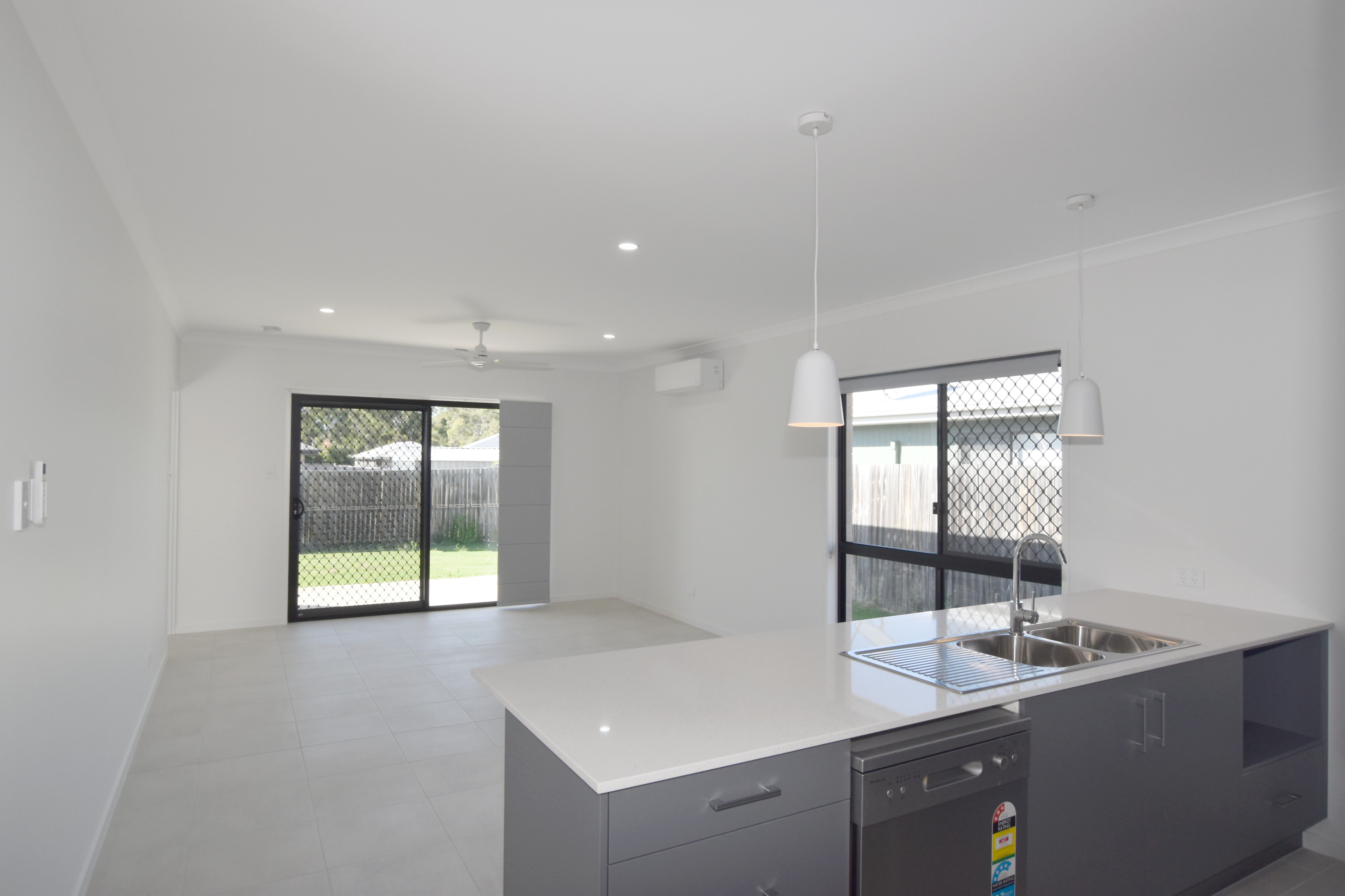 16 Powell Close, New Auckland, QLD 4680