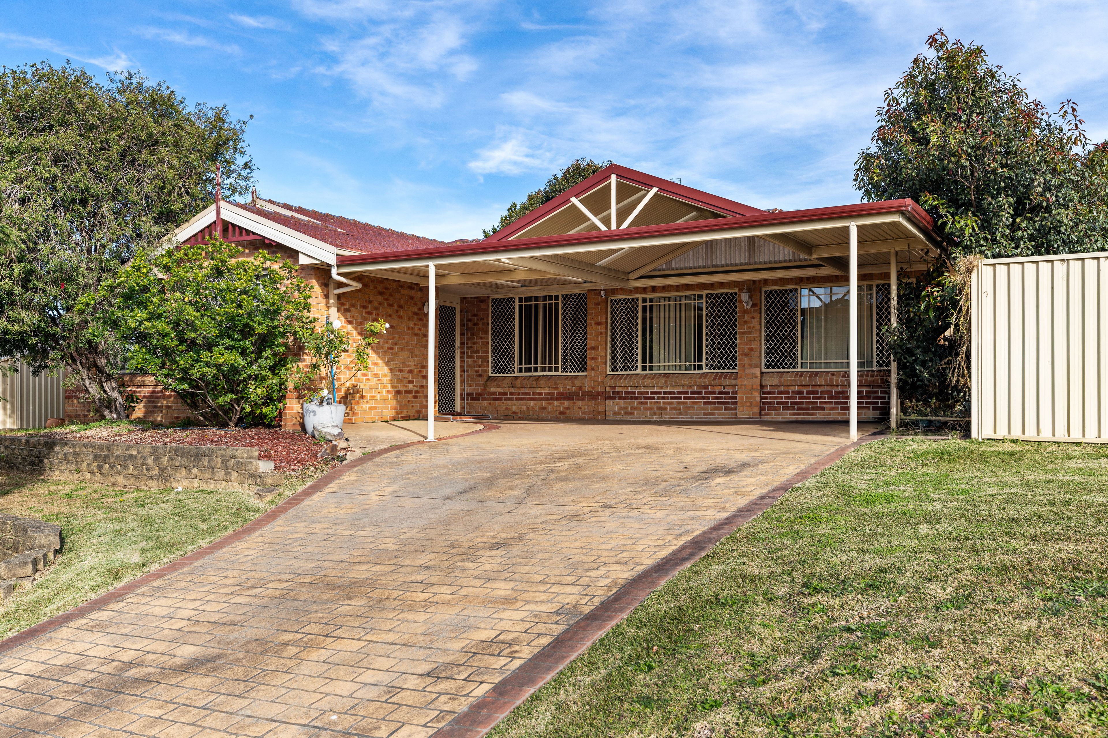 15 Ridgewood Drive, Woongarrah NSW 2259