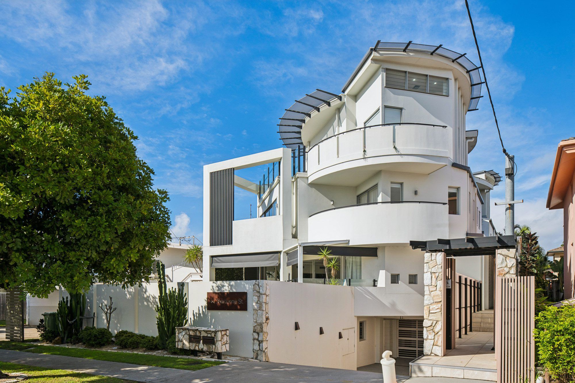 2/44 Tamborine Street — photo 14 of 20