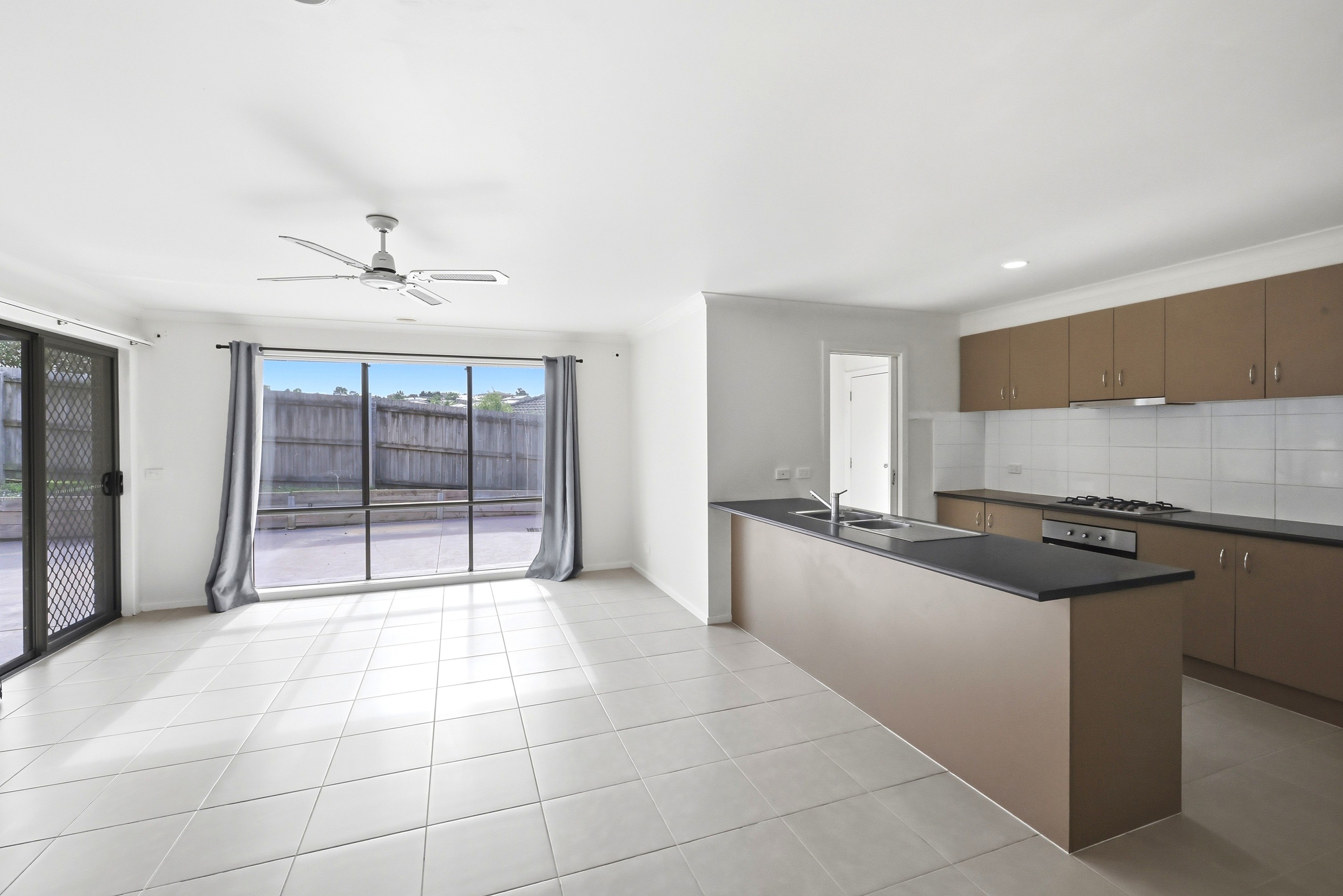 14 St Mellion Close, Sunbury, VIC 3429
