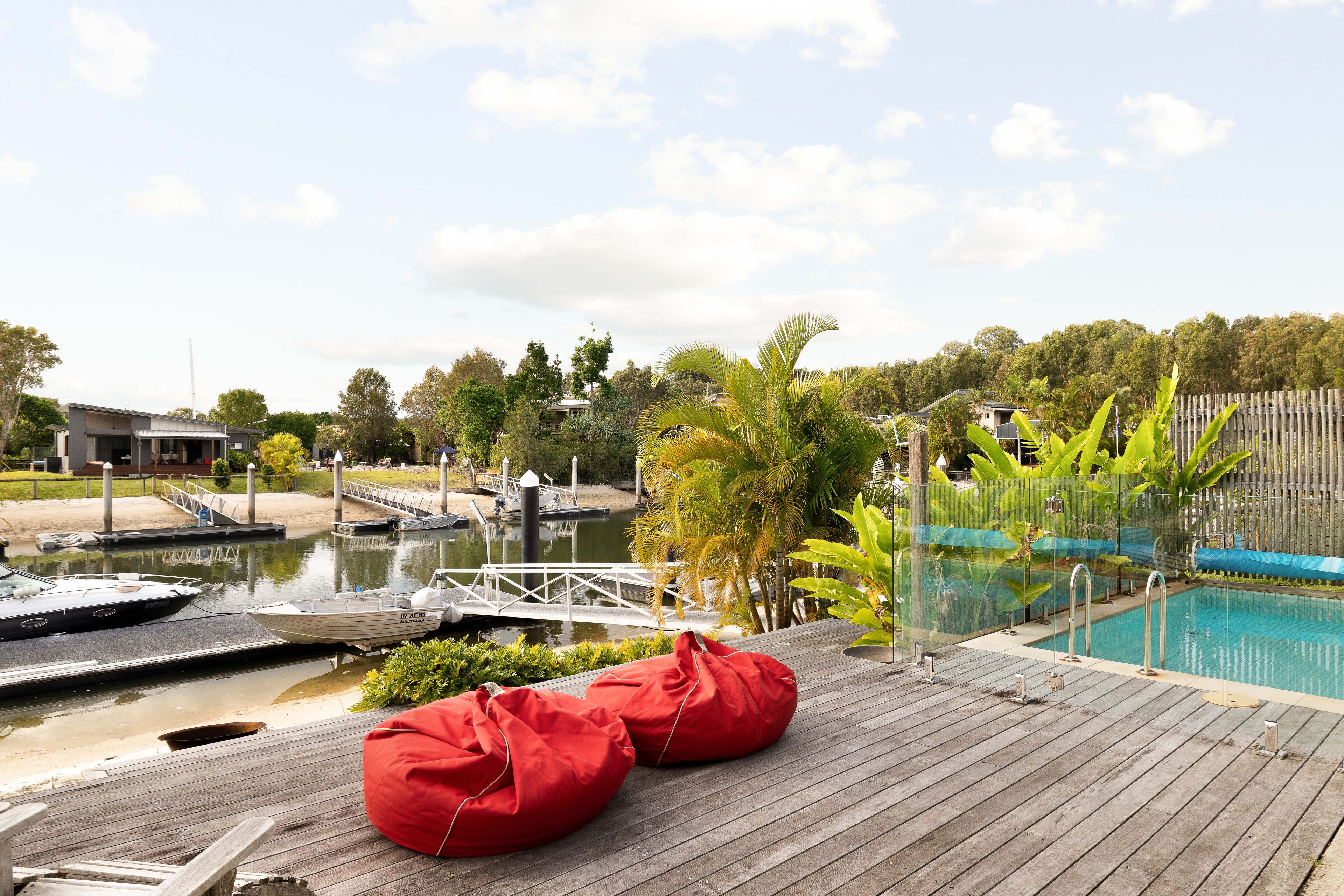 7 Casuarina Court, South Stradbroke, QLD 4216